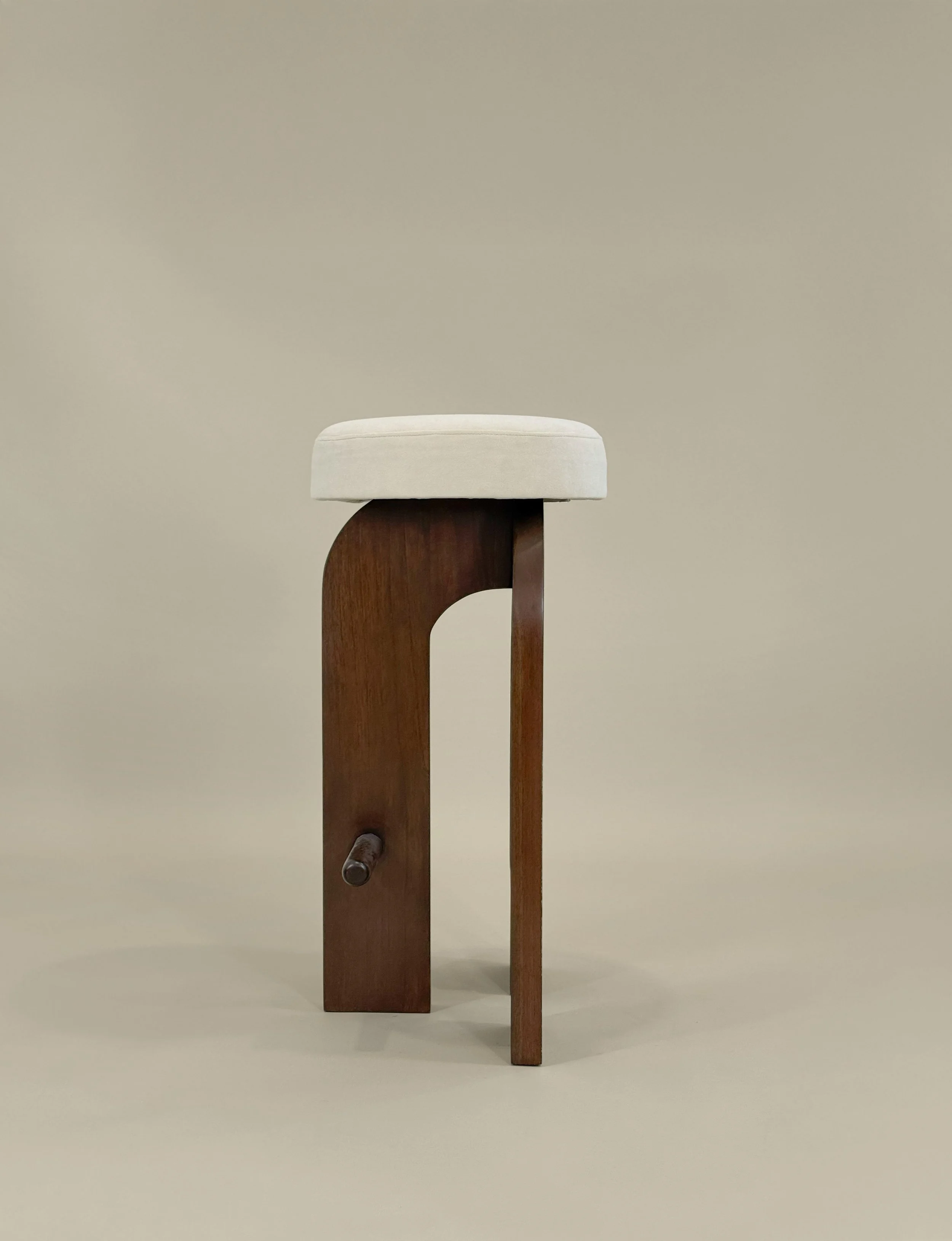 Arcano Stool 6.jpg