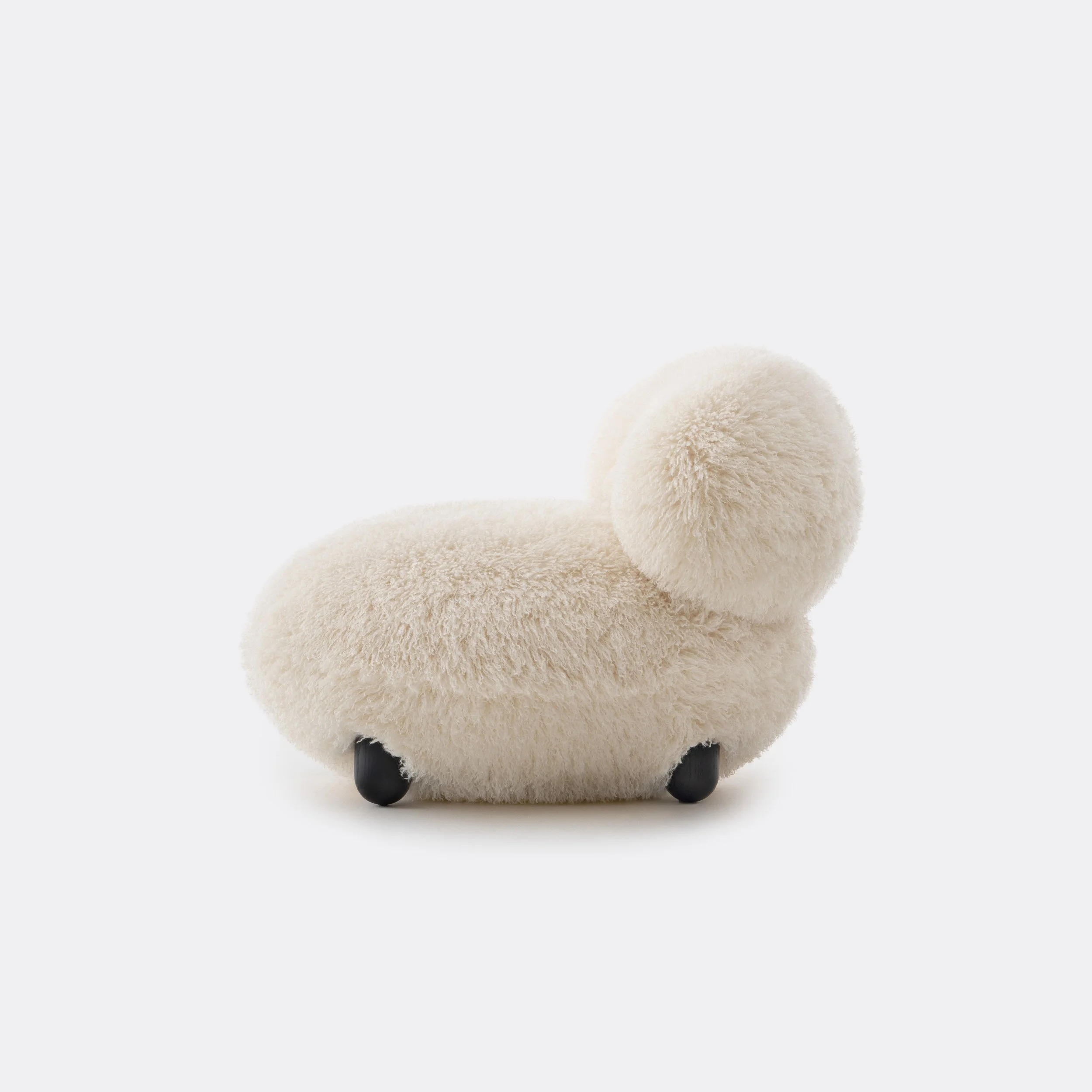 Flock Lounge Chair Fluffy Edition by_NOOM (5).jpg