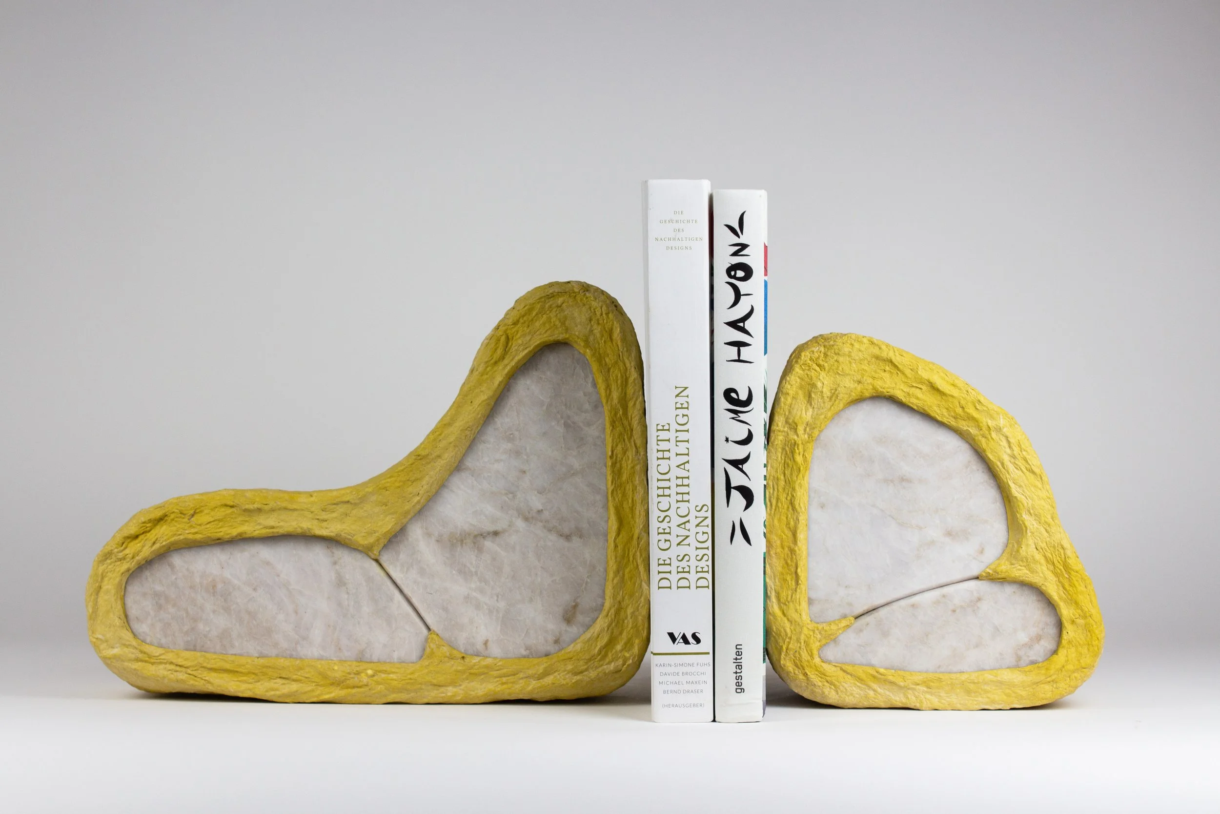Studio_Bovti_Cartapesta_Bookends_5.jpg