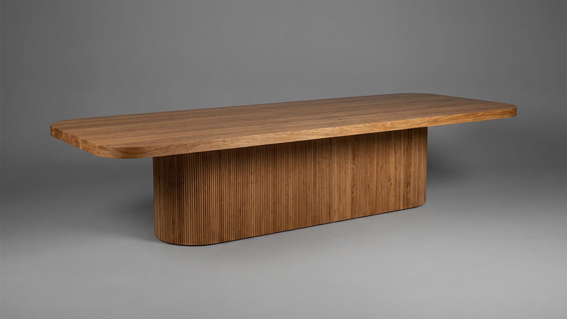 8272 Dining Table 1.png