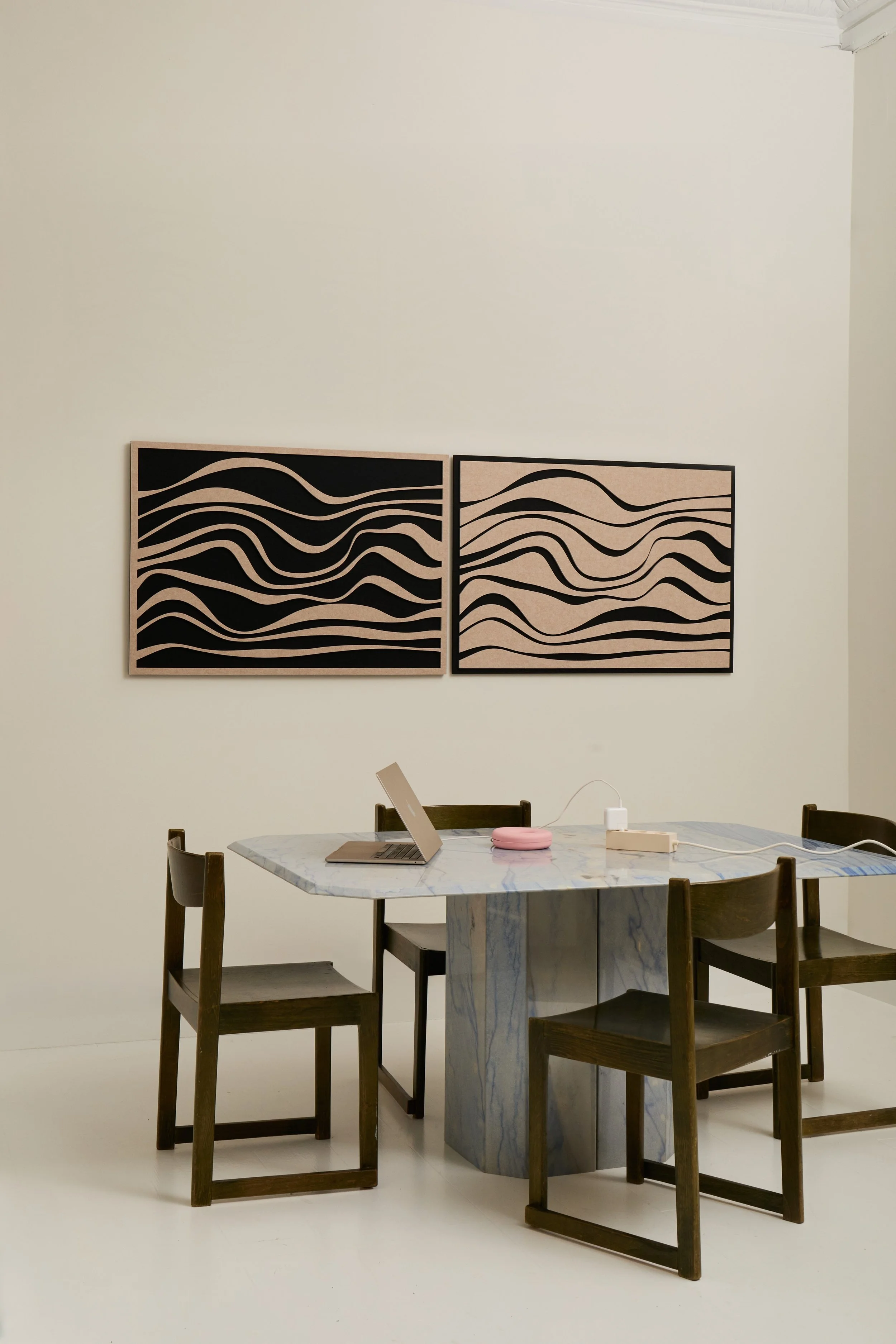 Arturel_Wave-Special_set-of-2_Night-Black_Sand-Beige_02.jpg