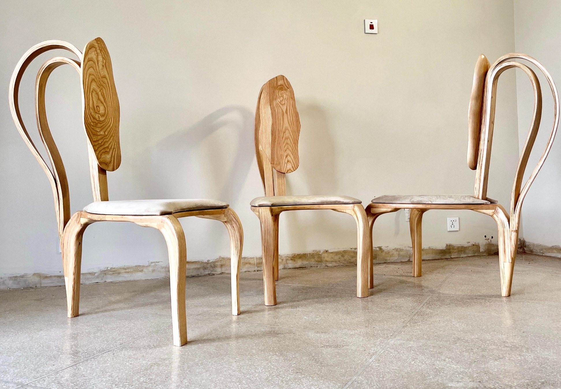 Dining Chair No.1 - Fluentum Series 3.png
