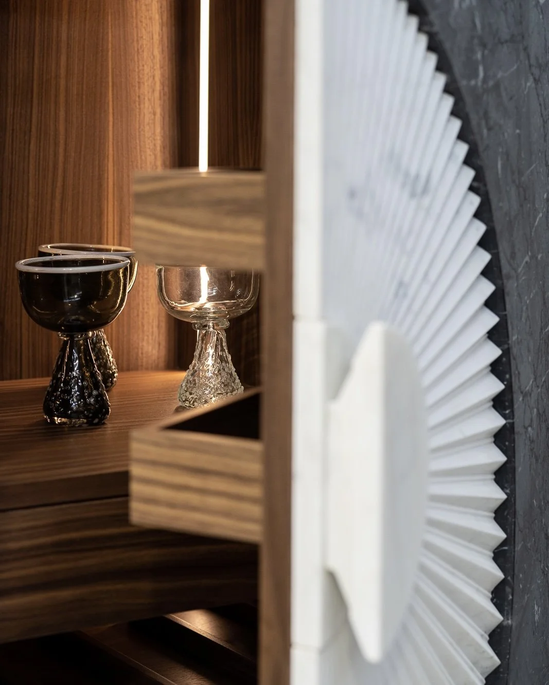 Bar cabinet VIYALO_08.jpg