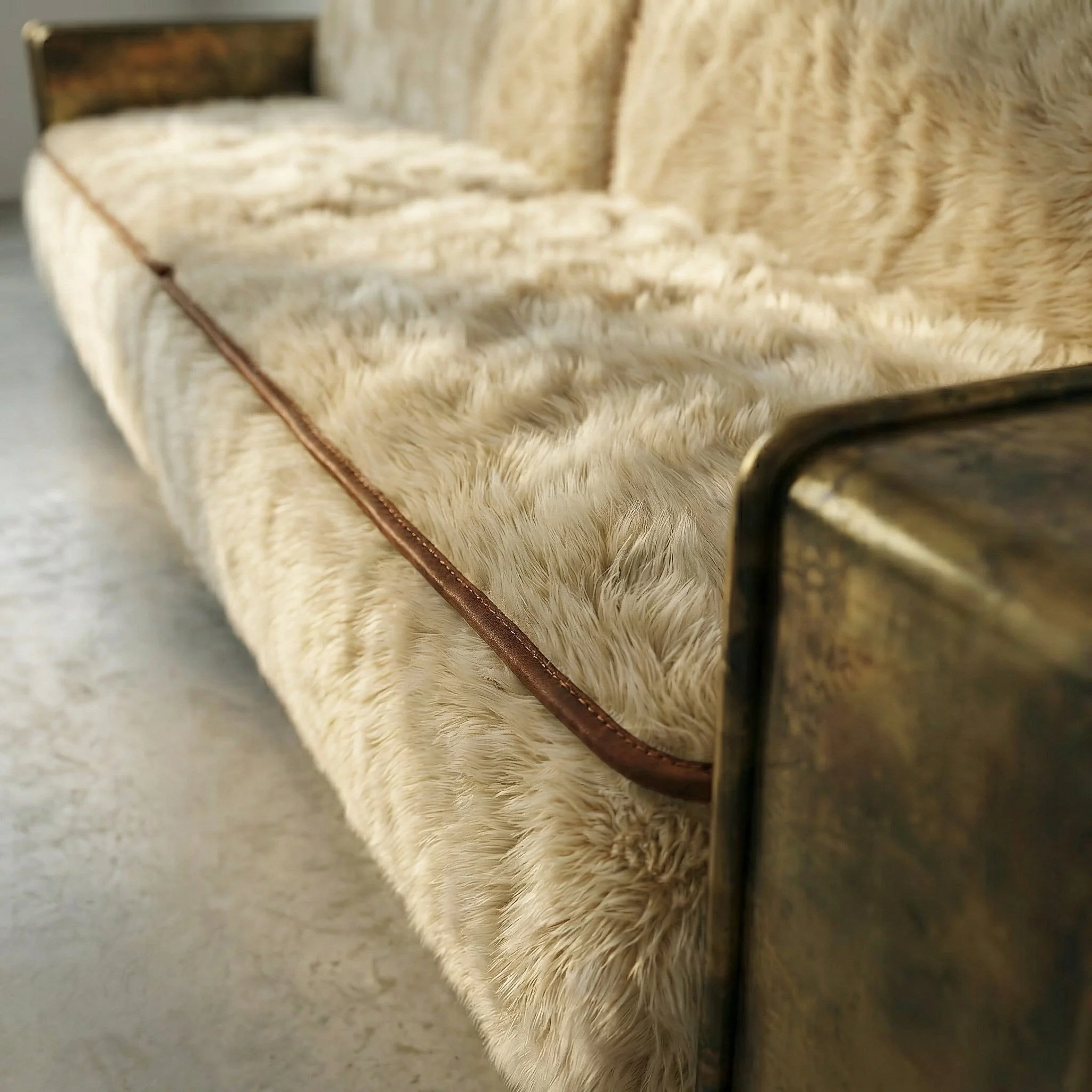 Peau sofa detail.jpg