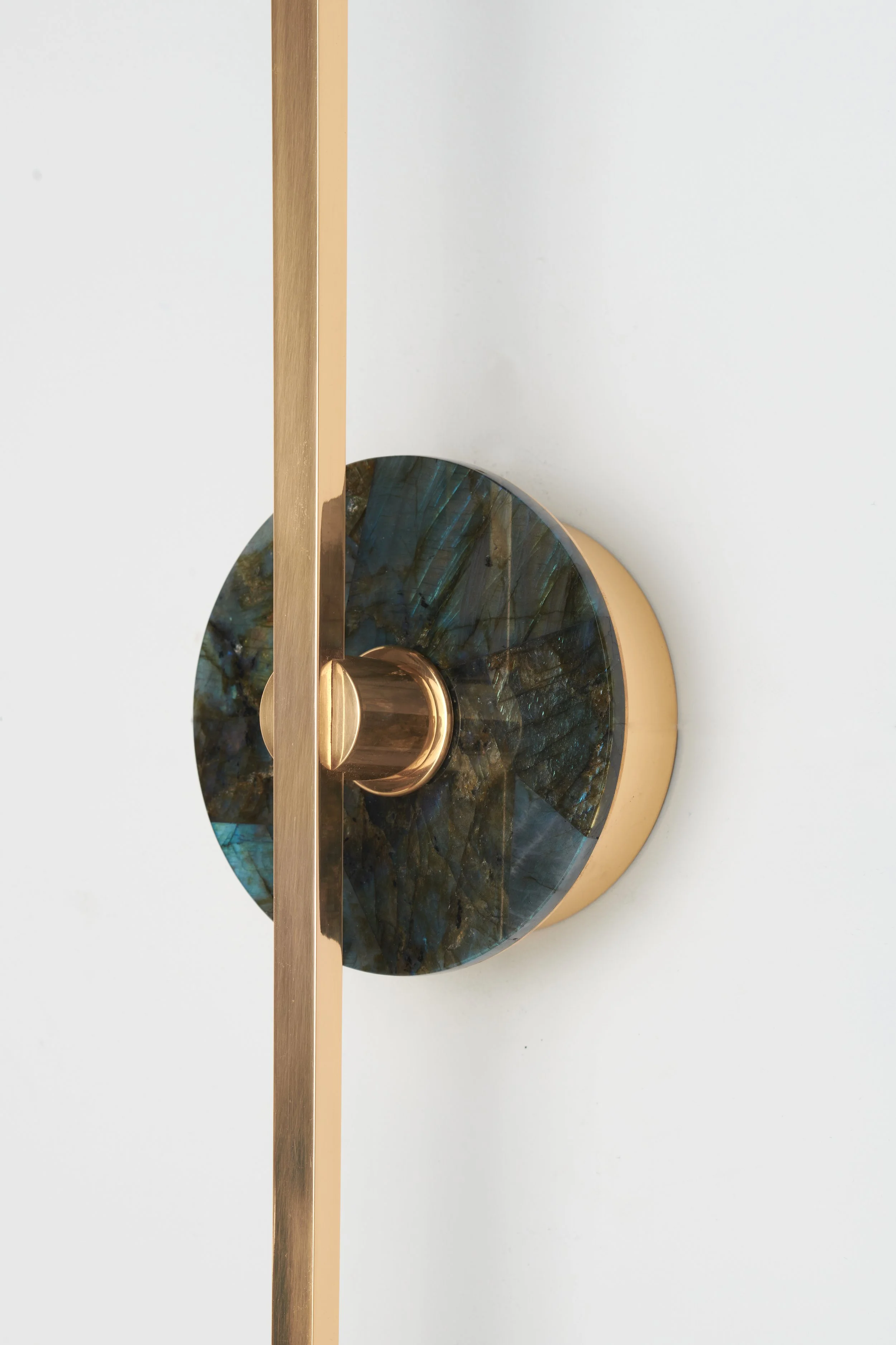 Matlight-wall-sconce-stick-labradorite-brass-04.jpg