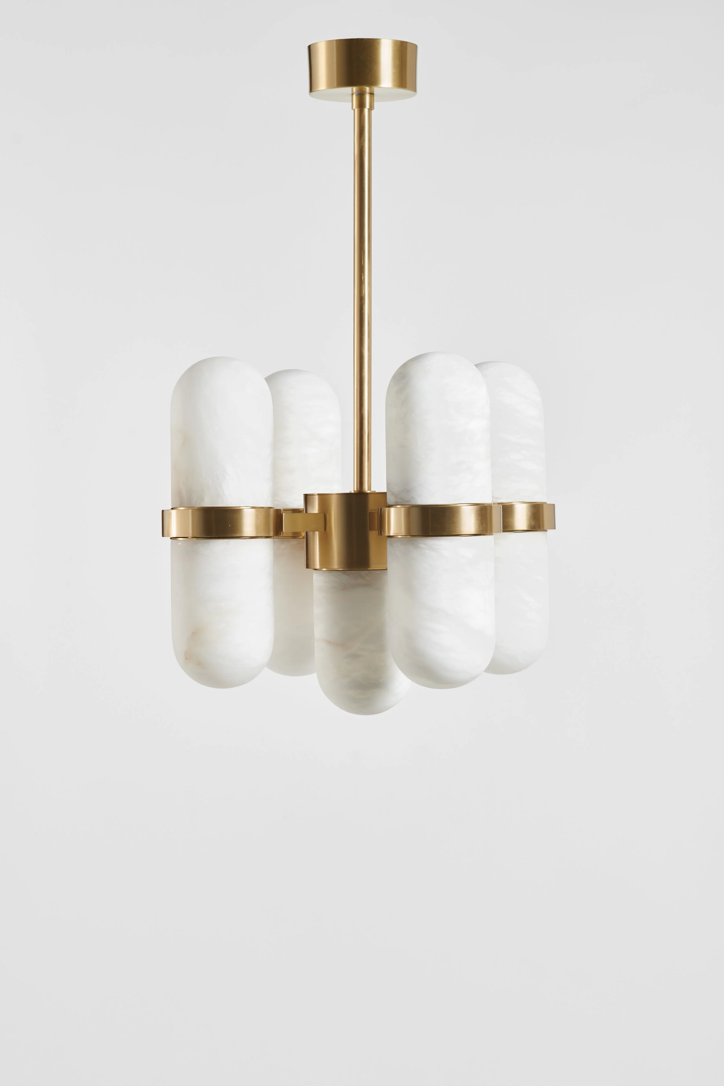 Matlight-Chandelier-Pill-Alabaster-Brass-02.jpg