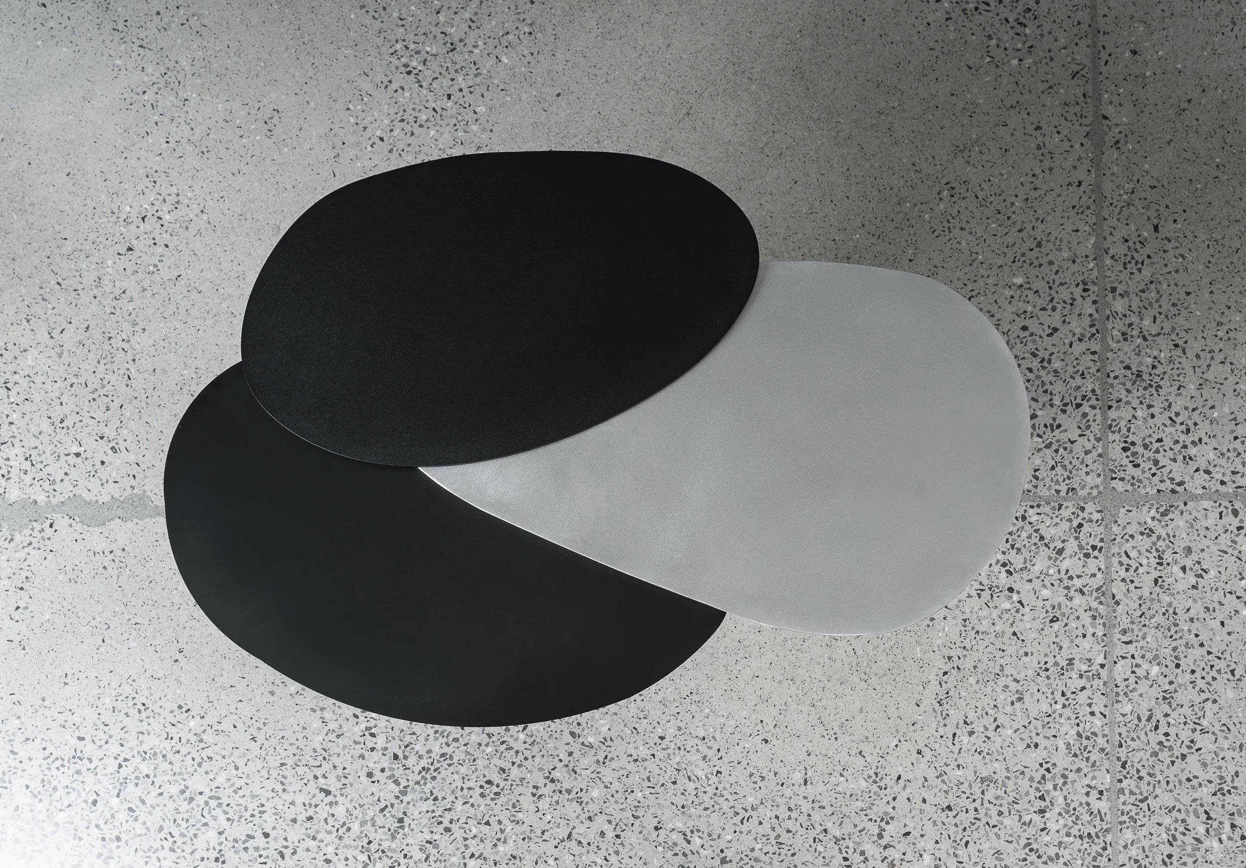 NÉNUPHAR SIDE TABLE- nadine hajjar studio18.jpg