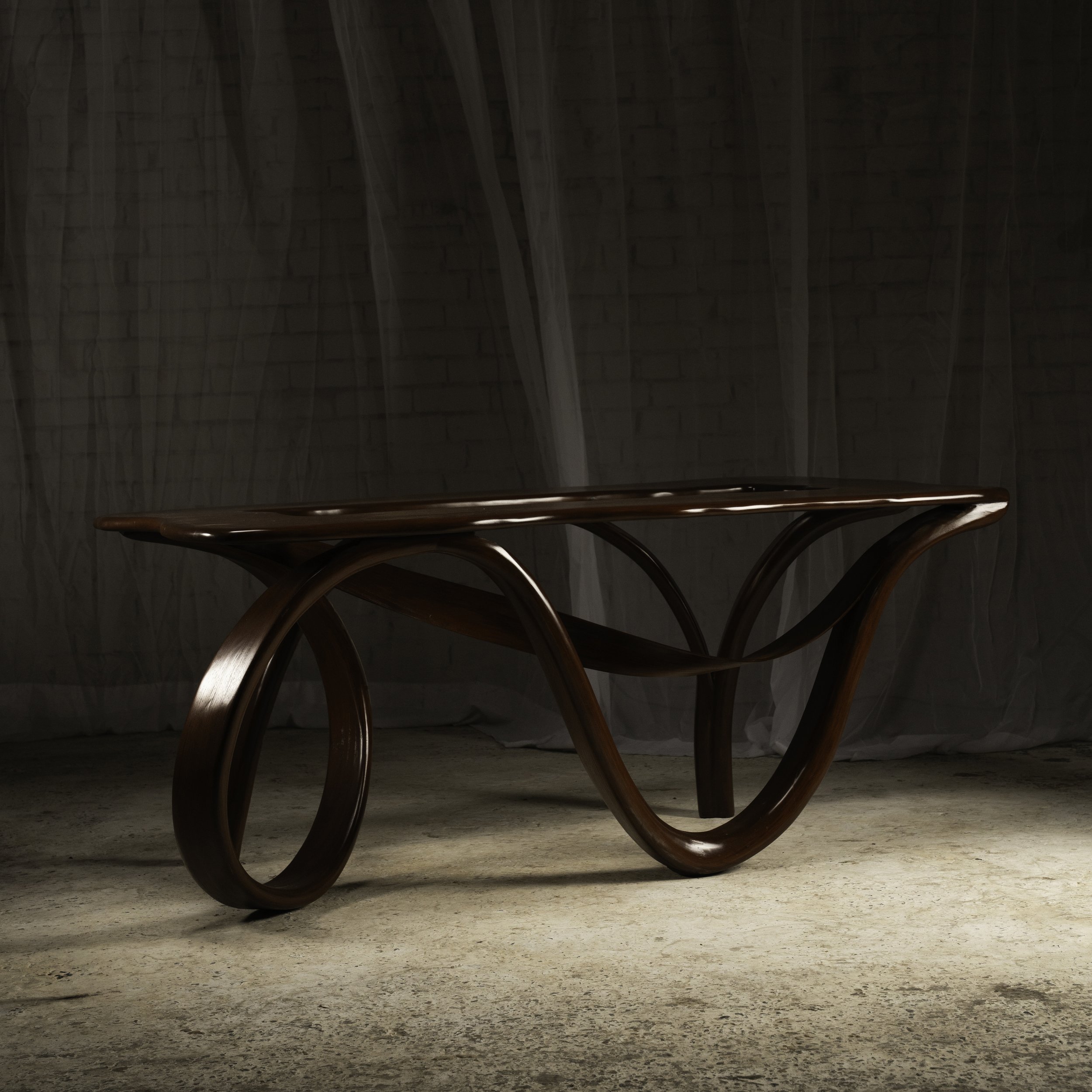 Dining Table No.2 Fluentum 1.jpg