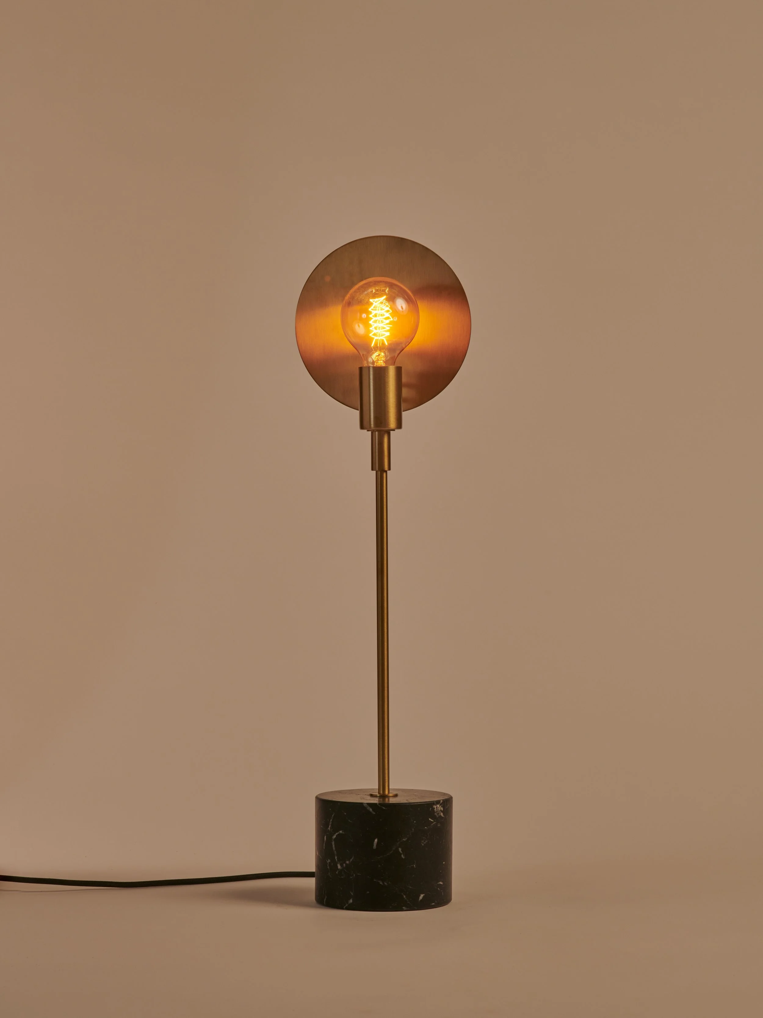 Matlight-Table-Lamp-Vanessa-Marquinha-Marble-Brass-02.jpeg