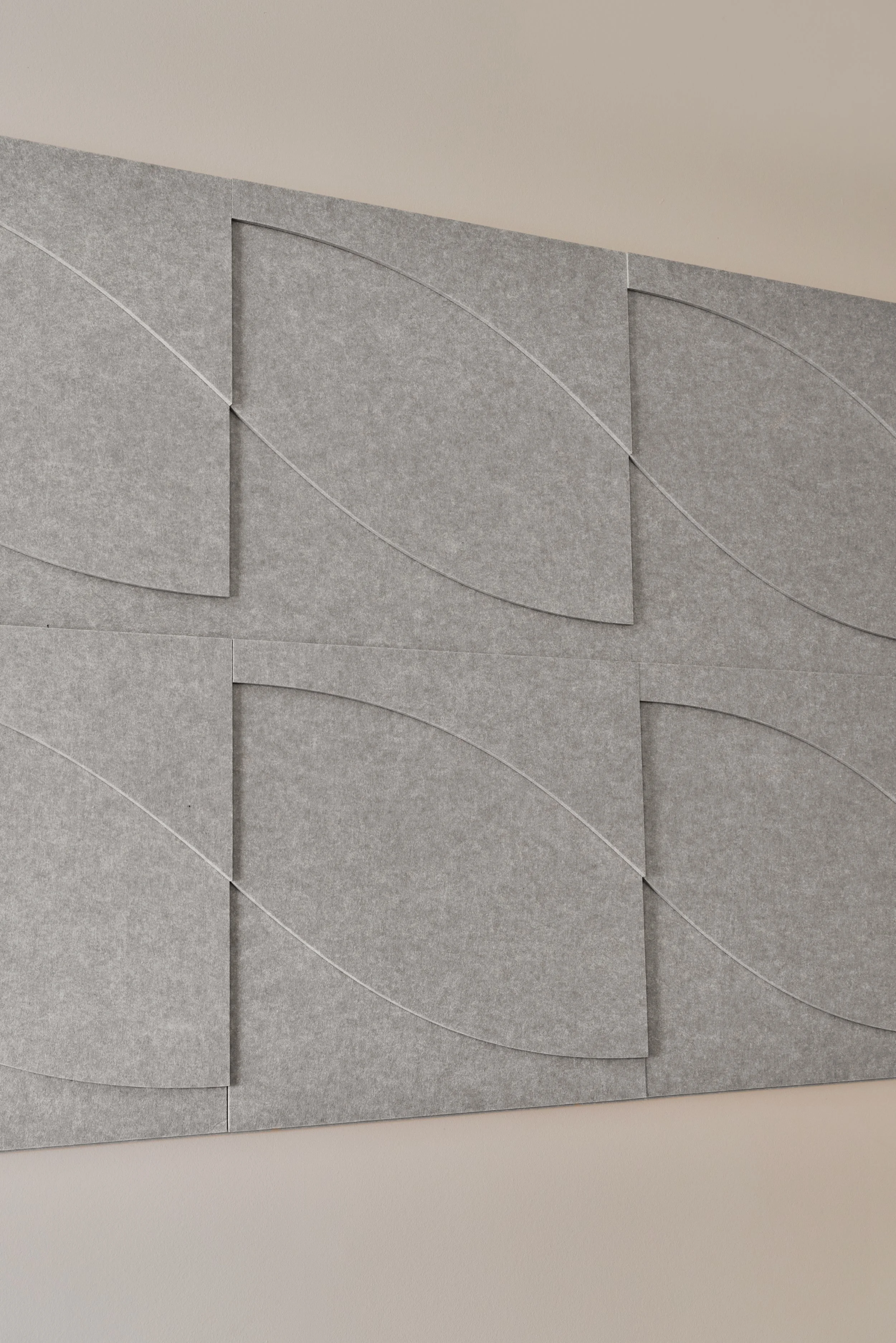 Arturel_28-04-26_Forma-Tile_Set-of-12_Cloud-Grey_03.jpg