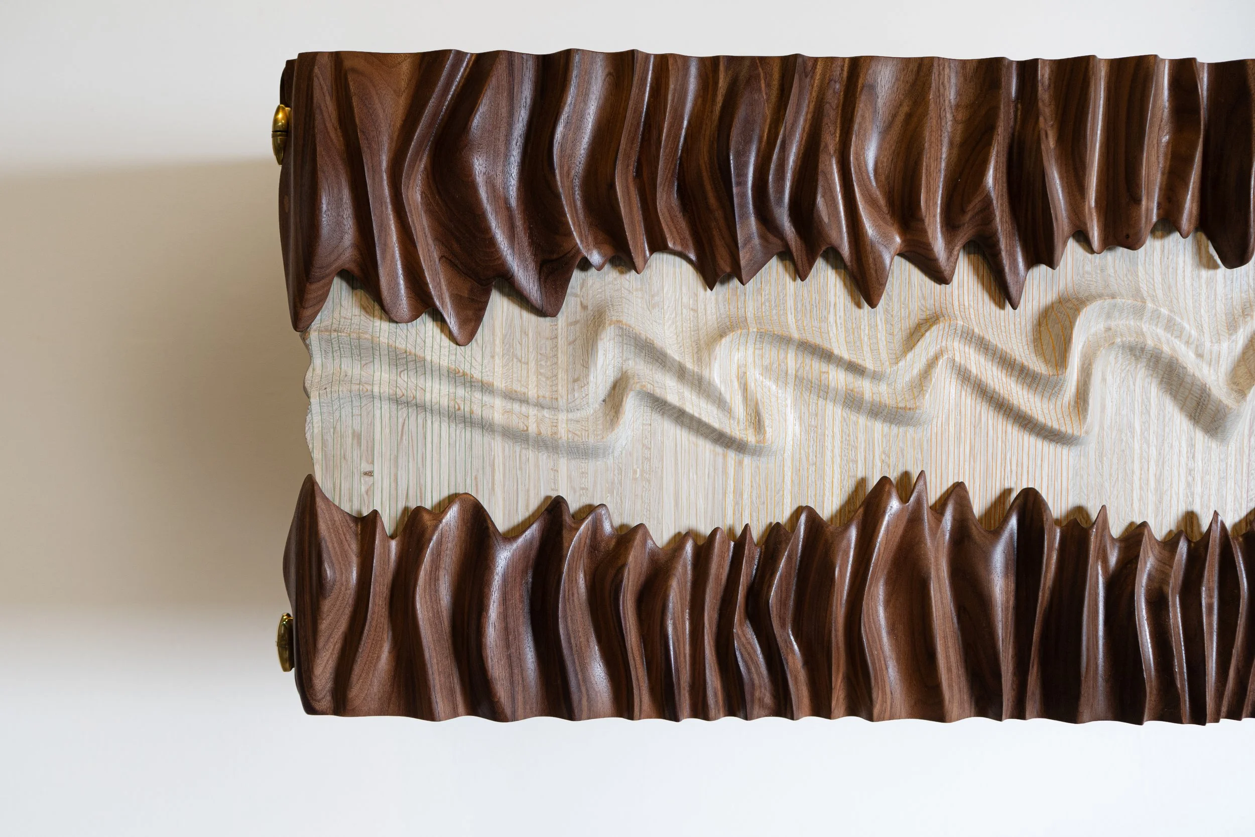 Nuvia Wall Cabinet 20.jpg