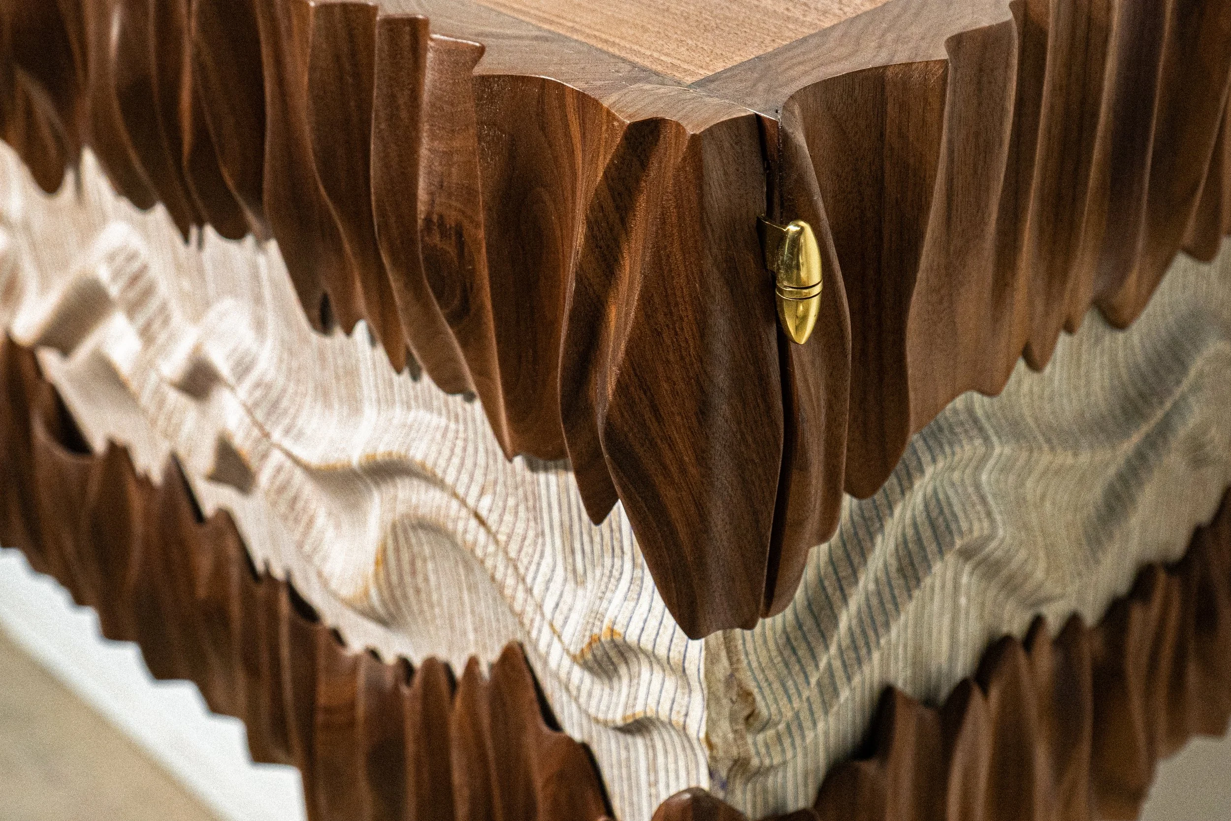 Nuvia Wall Cabinet 17.jpg