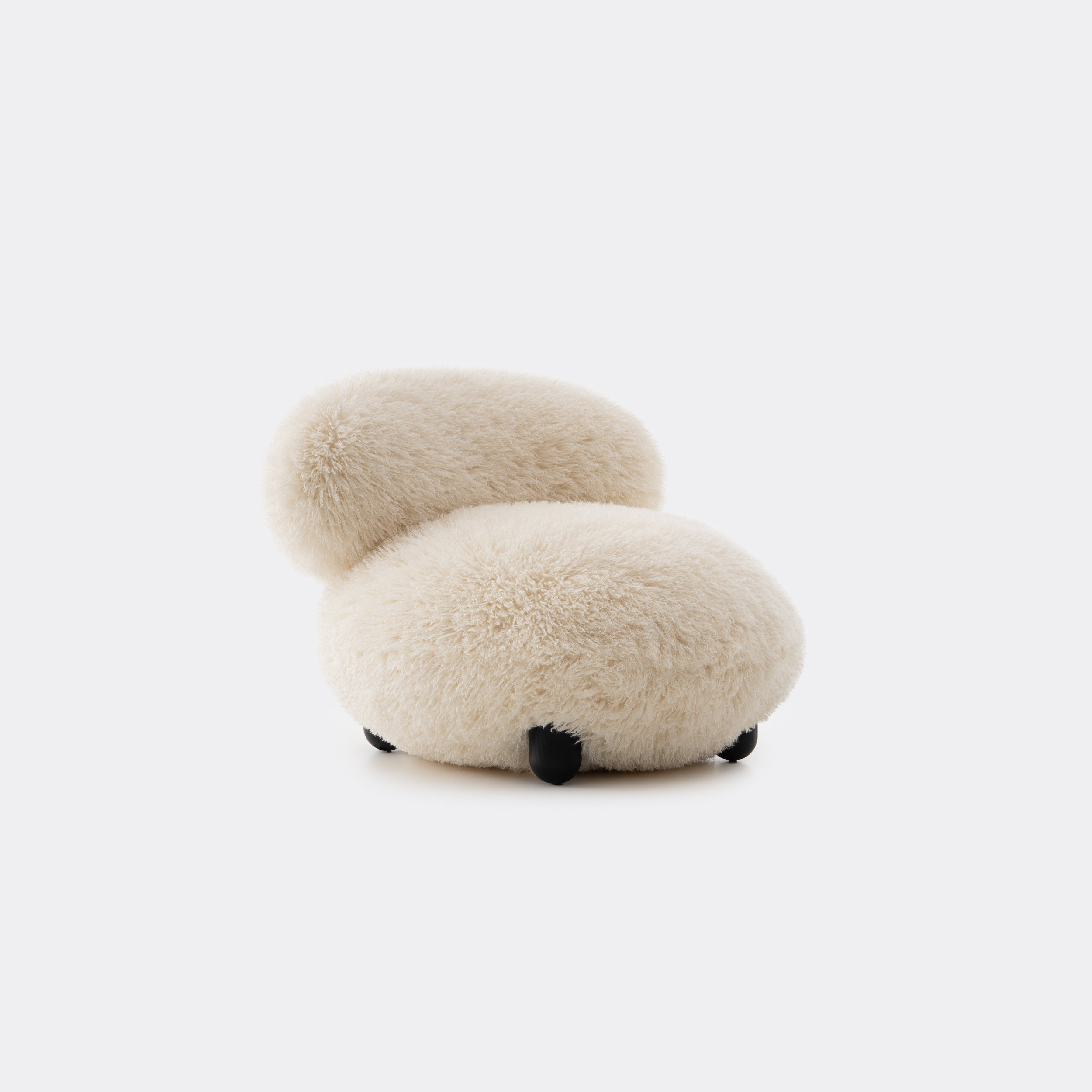 Flock Lounge Chair Fluffy Edition by_NOOM (2).jpg