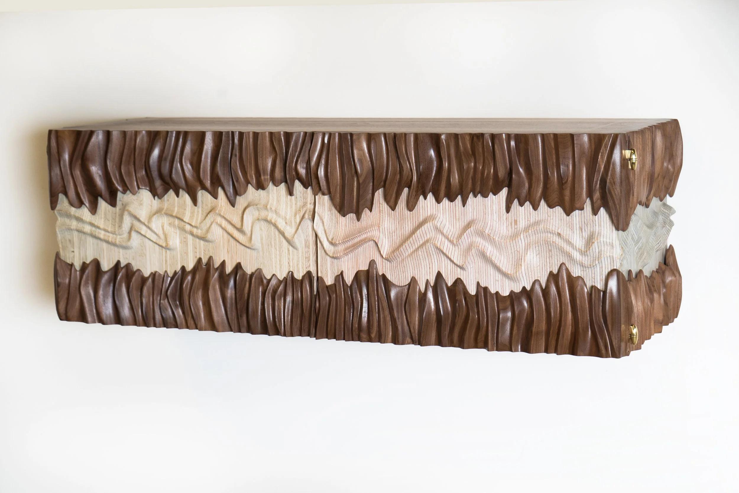 Nuvia Wall Cabinet 4.jpg