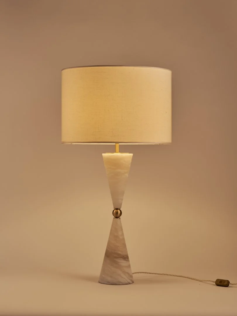 Matlight-table-lamp-Silhouette-alabaster-brass-03.jpg