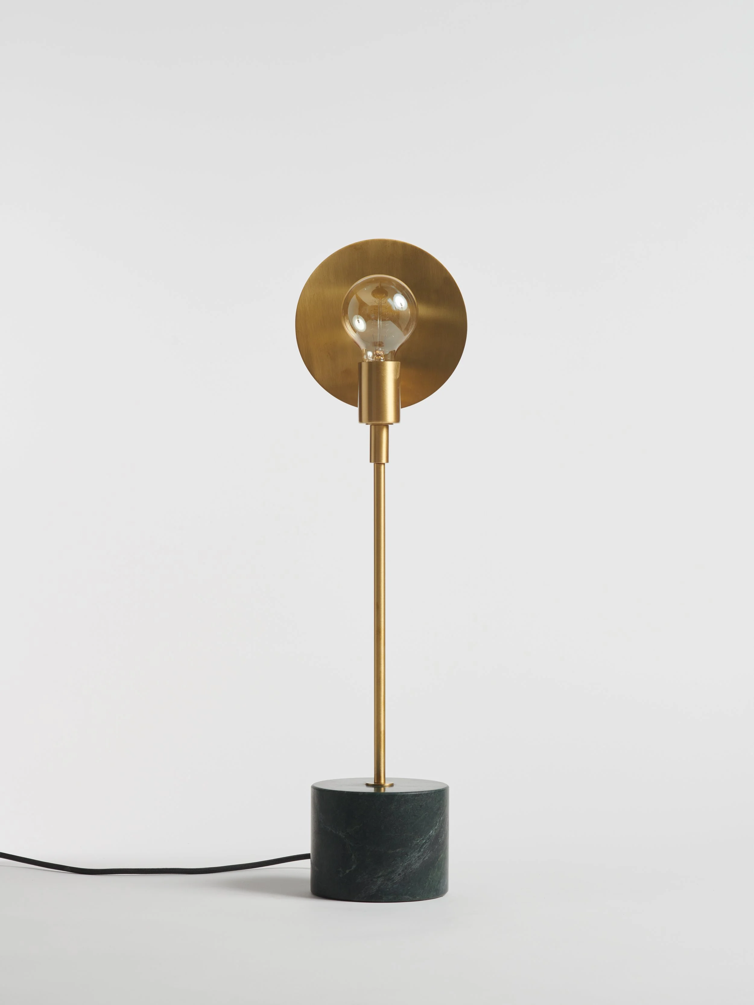 Matlight-Table-Lamp-Vanessa-Guatemala-Marble-Brass-01.jpeg
