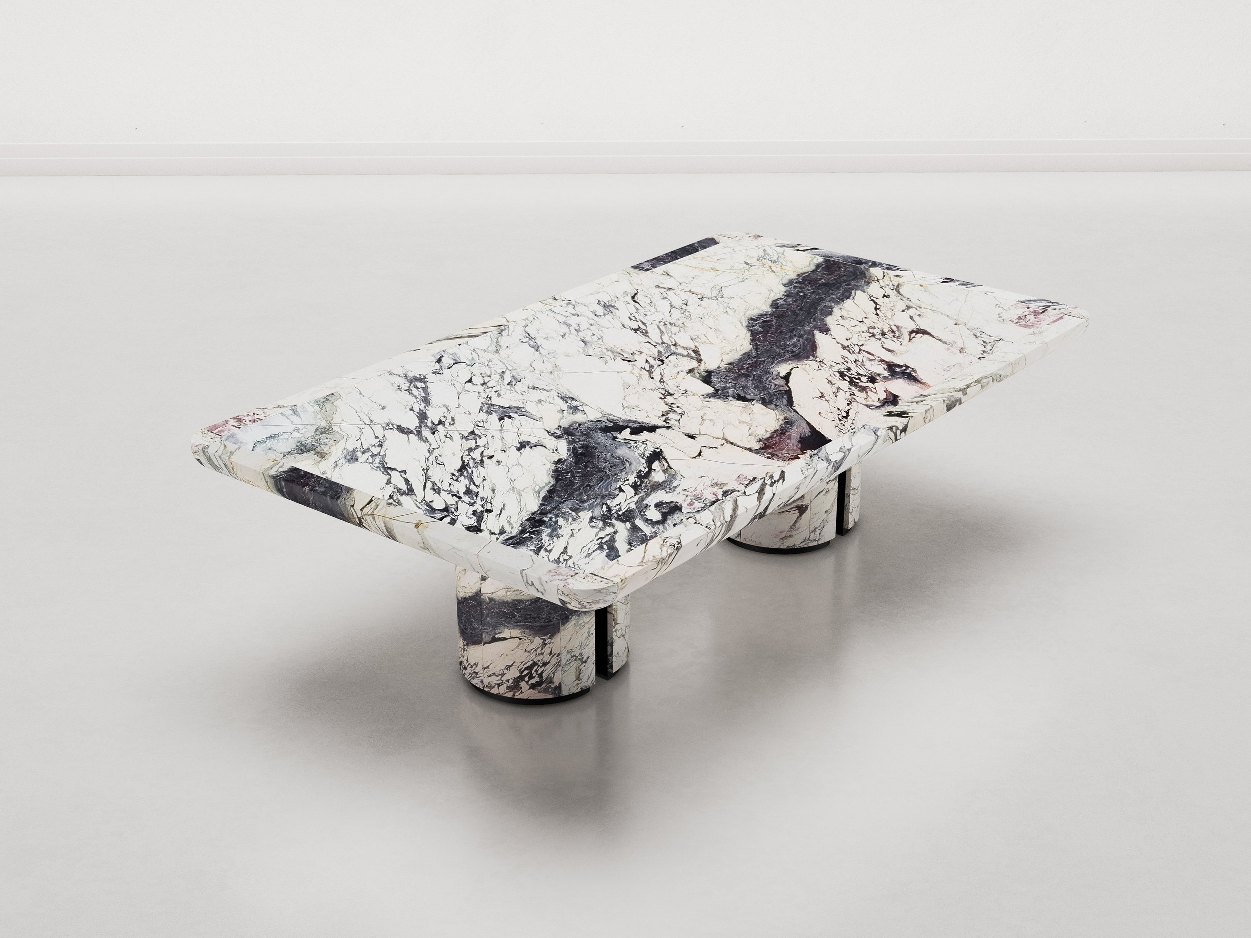 L_Alberto-dining-table-3.jpg
