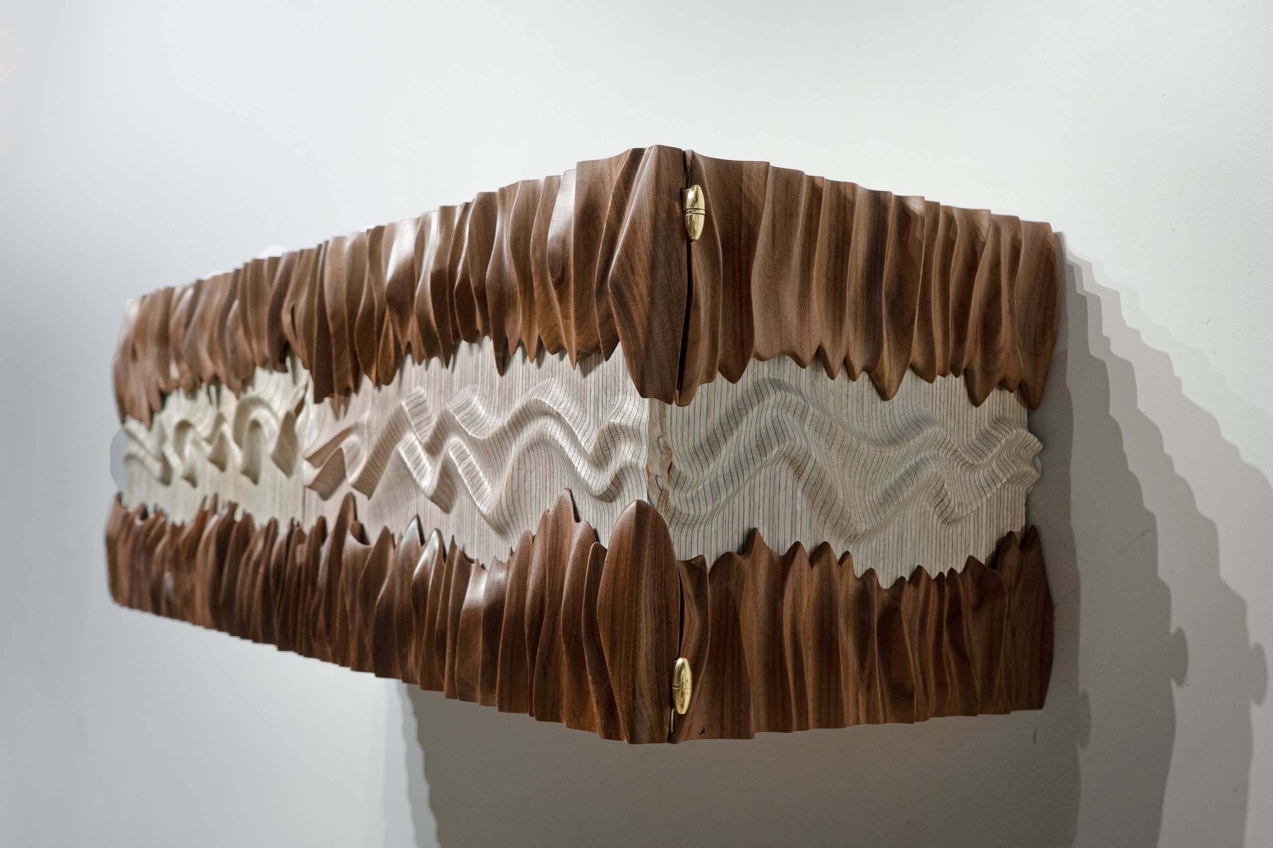 Nuvia Wall Cabinet 16.jpg