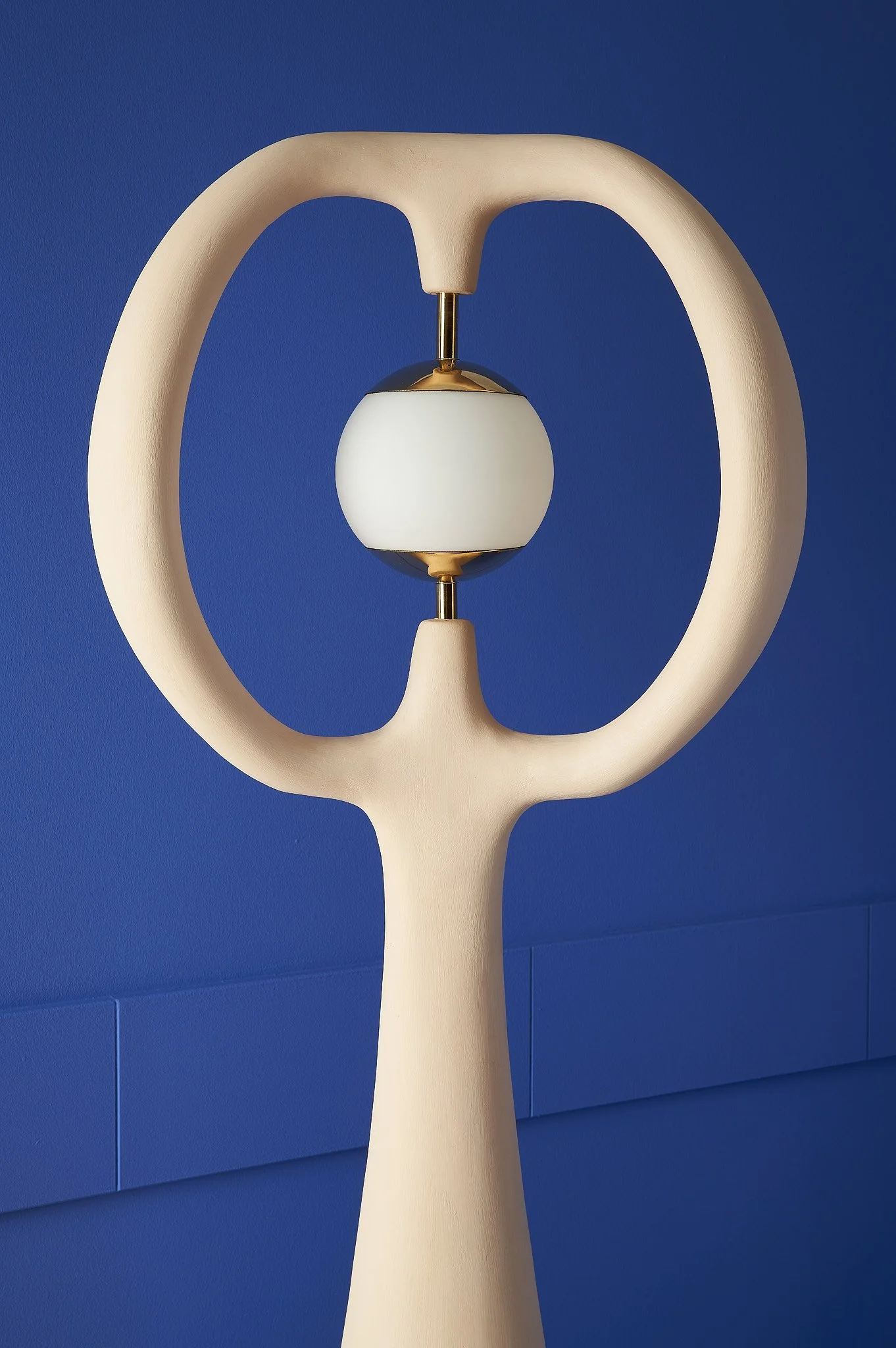 Prima_Floor_Lamp_2.jpg
