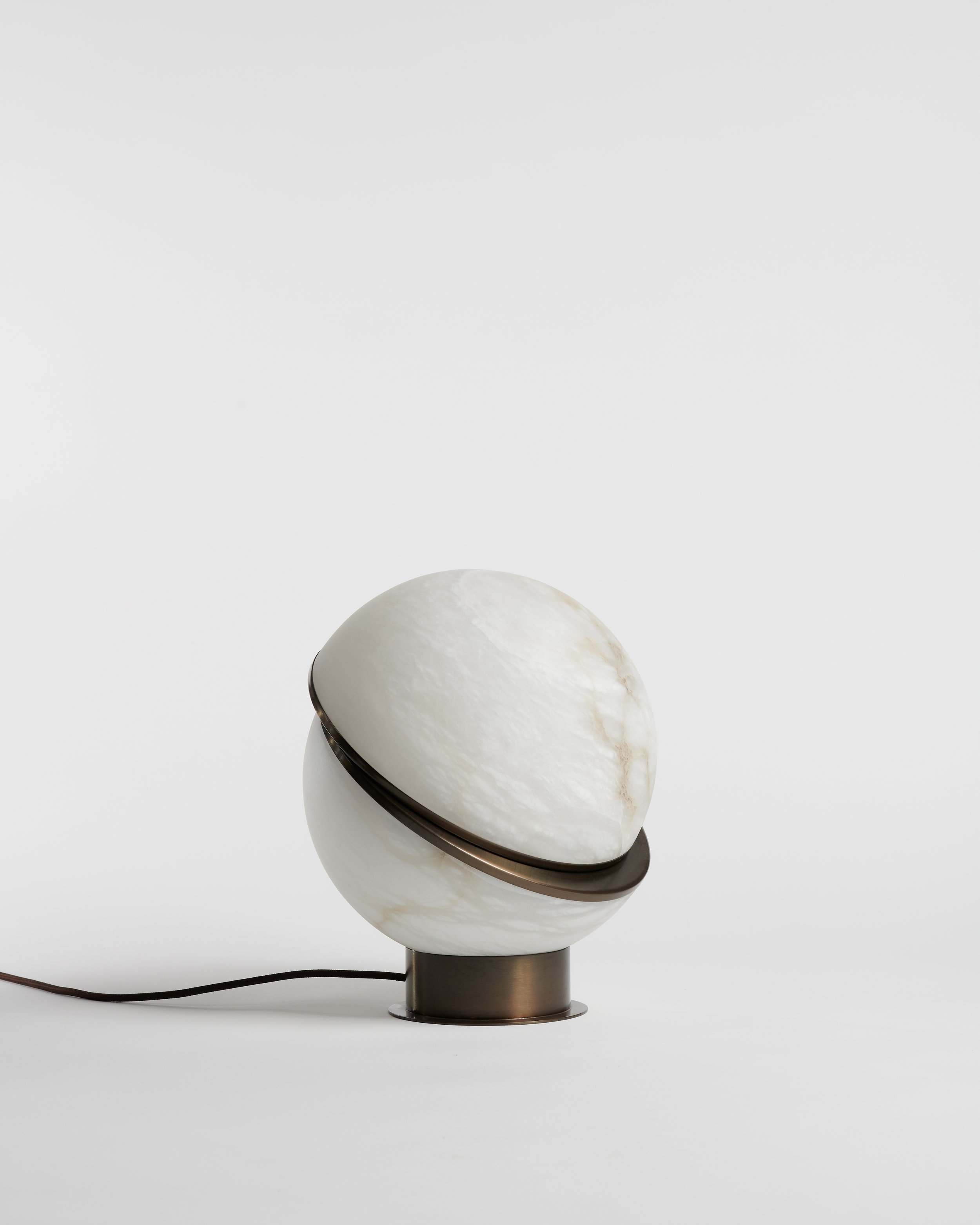 Matlight-Table-Lamp-Offset-Globe-Alabaster-Bronze-02.jpg
