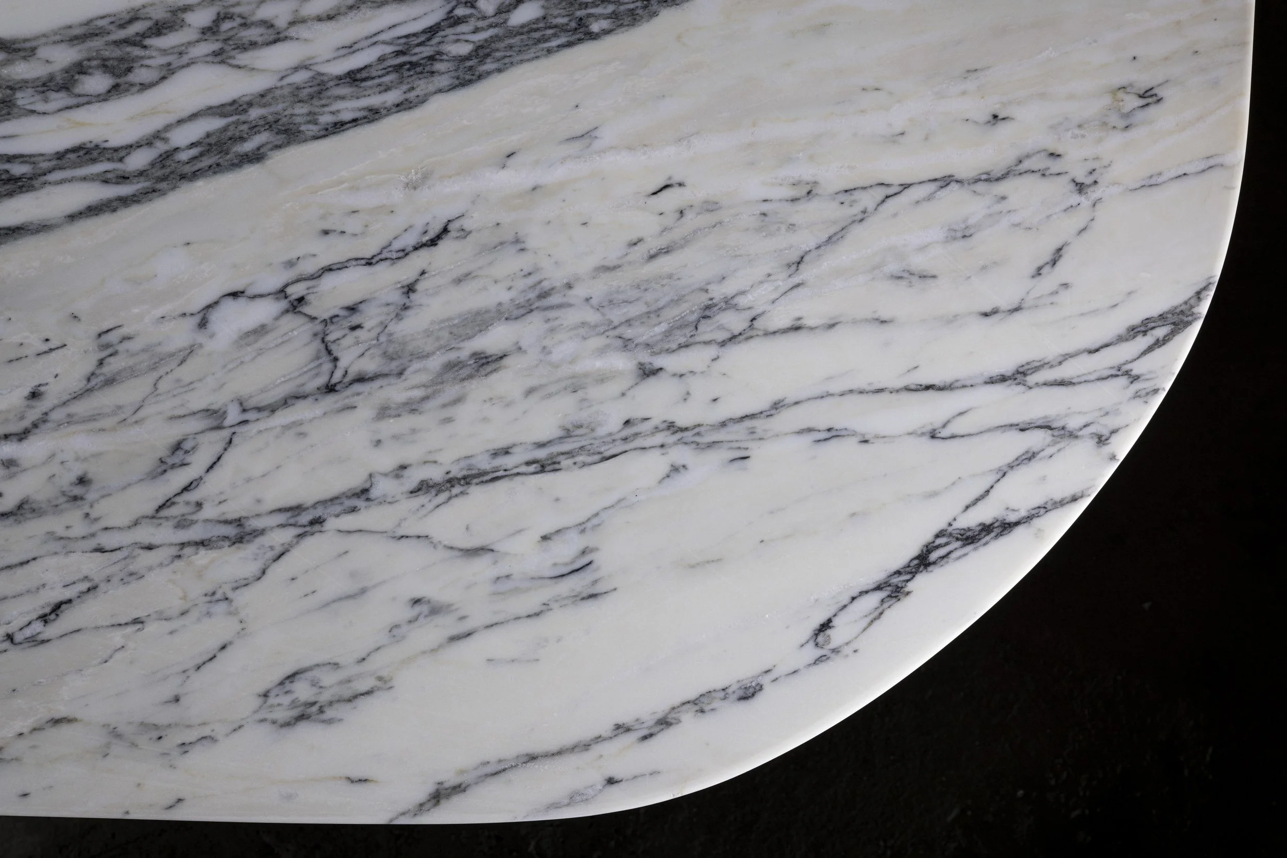 Nas Marble Dinig Table 7.JPG