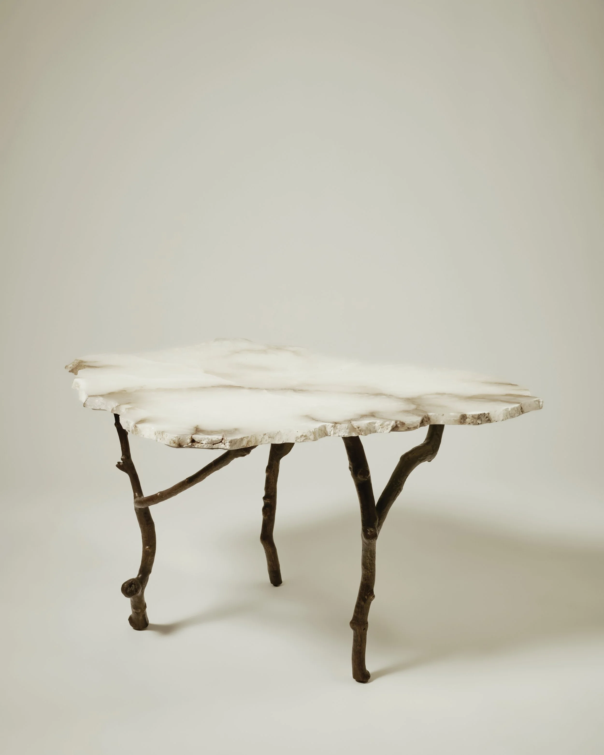 UNIQUE - Coffee Tables Eden Big - Alabaster and bronze cast - 6.jpg