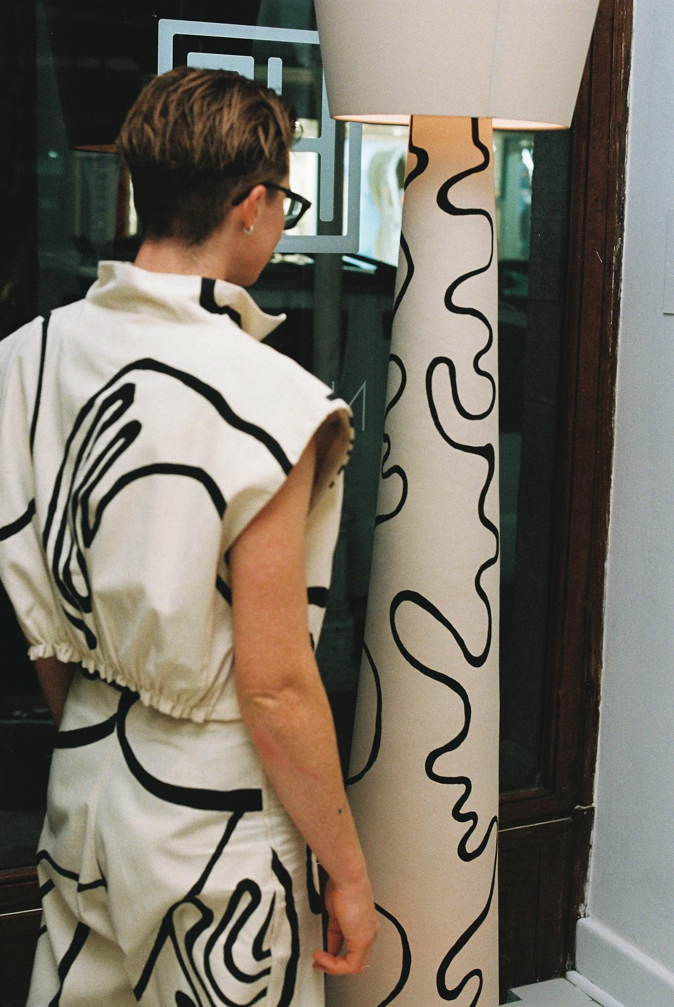 W E N D Y_Floor Lamp_008.jpg