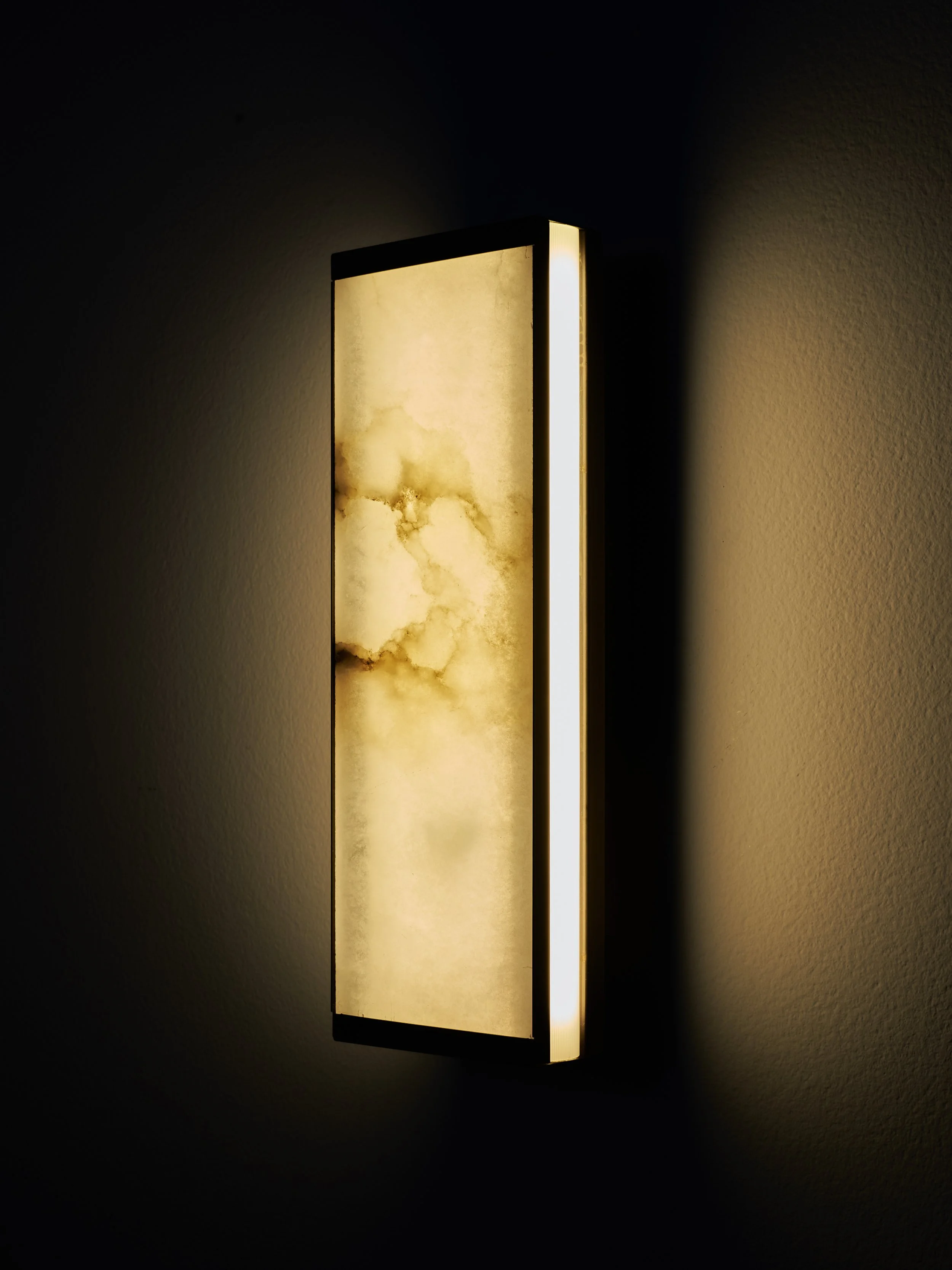 Matlight-Wall-Sconce-Tech-Alabaster-Bronze-05.jpg