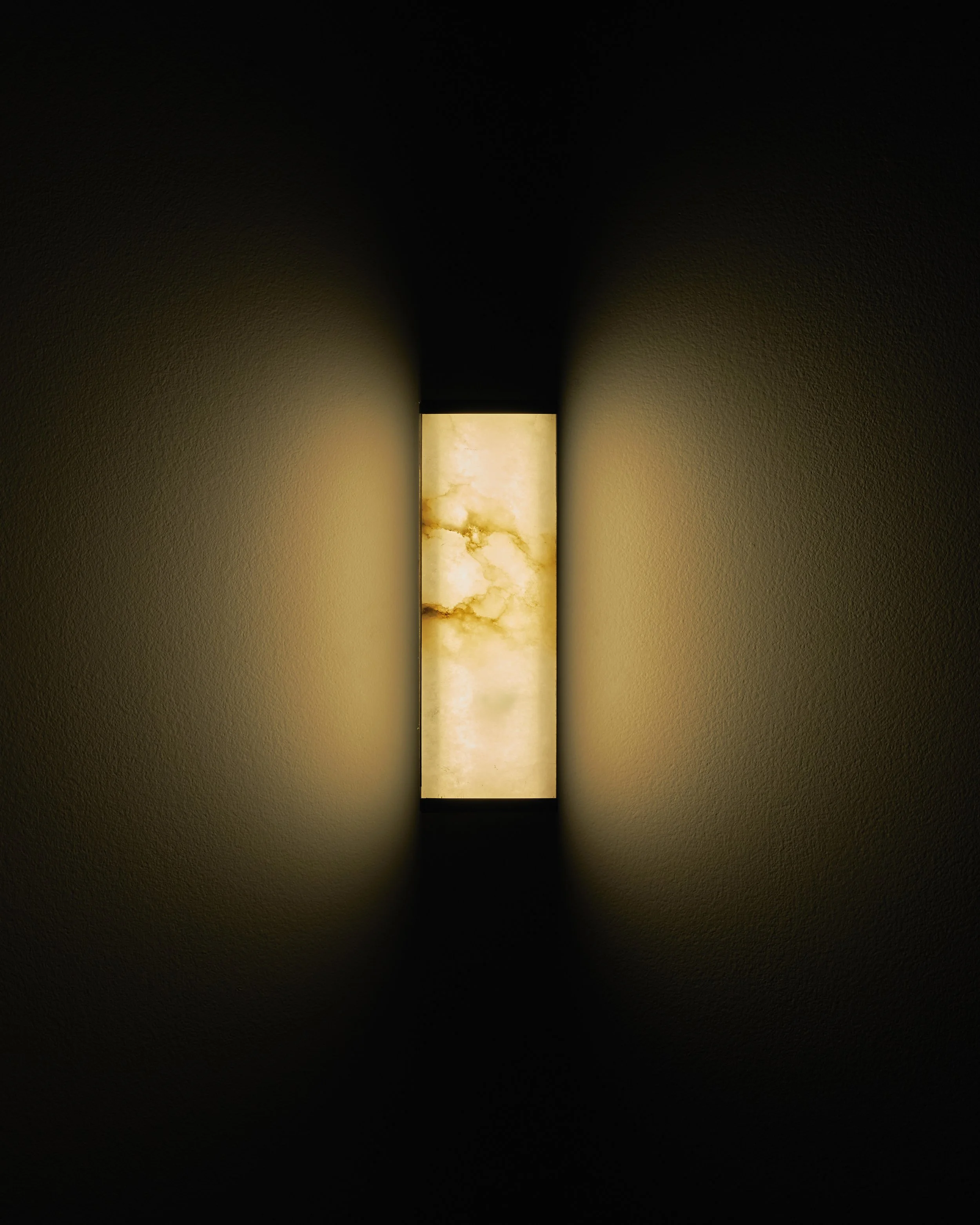 Matlight-Wall-Sconce-Tech-Alabaster-Bronze-04.jpg
