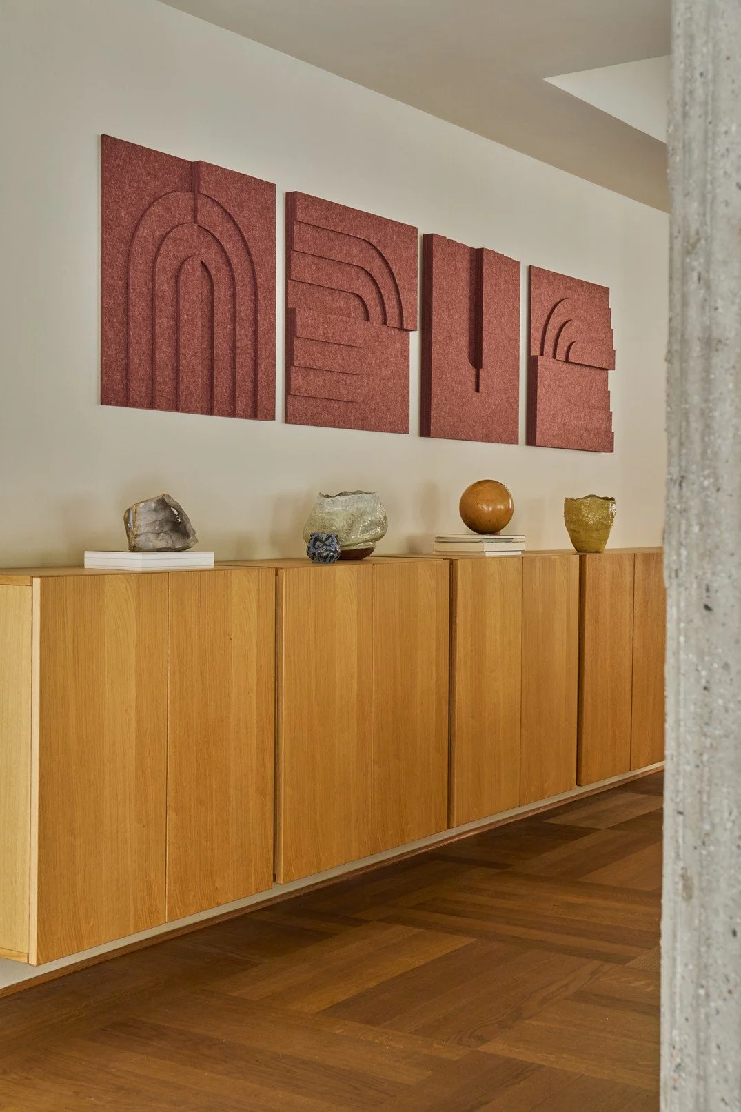 Arturel_Arch-Tile_Reddish-Brown_livingroom_01.jpg (Copy)