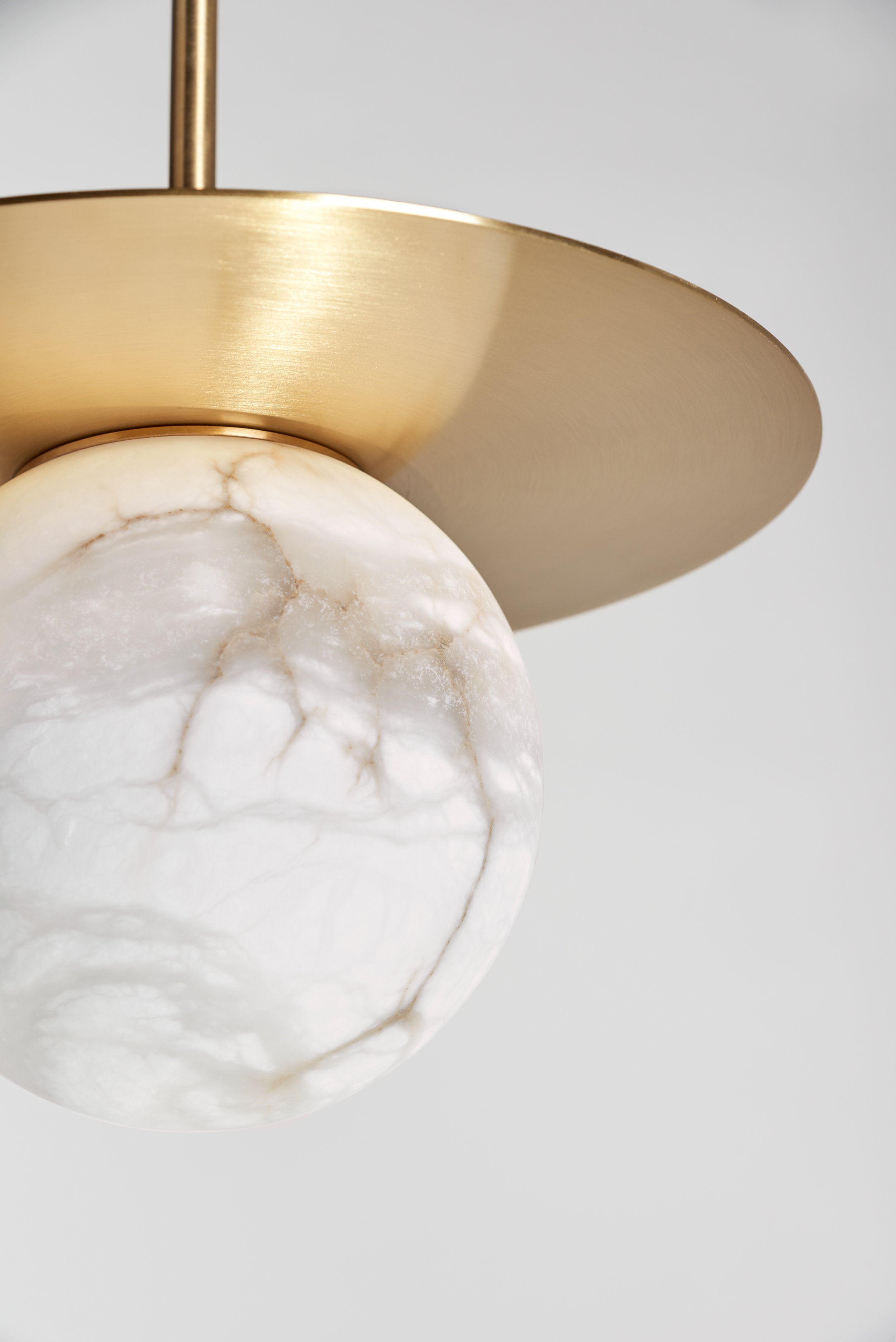 Matlight-pendant-lamp-Mini-alabaster-moon-03.jpg