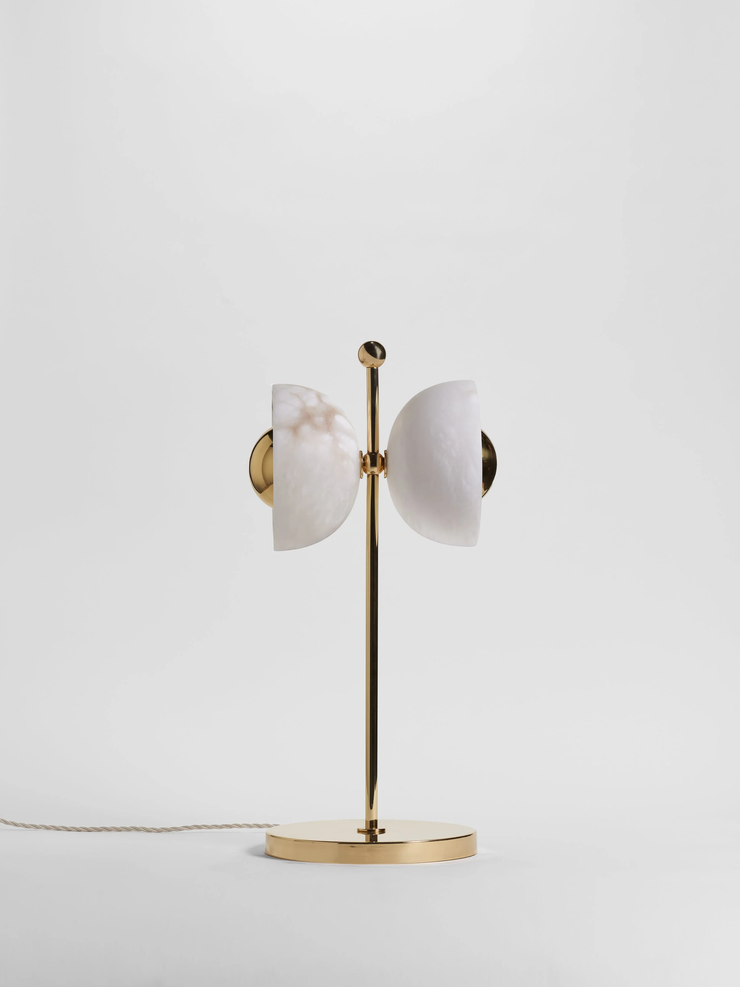 Matlight-table-lamp-butterfly-alabaster-brass-05.jpg