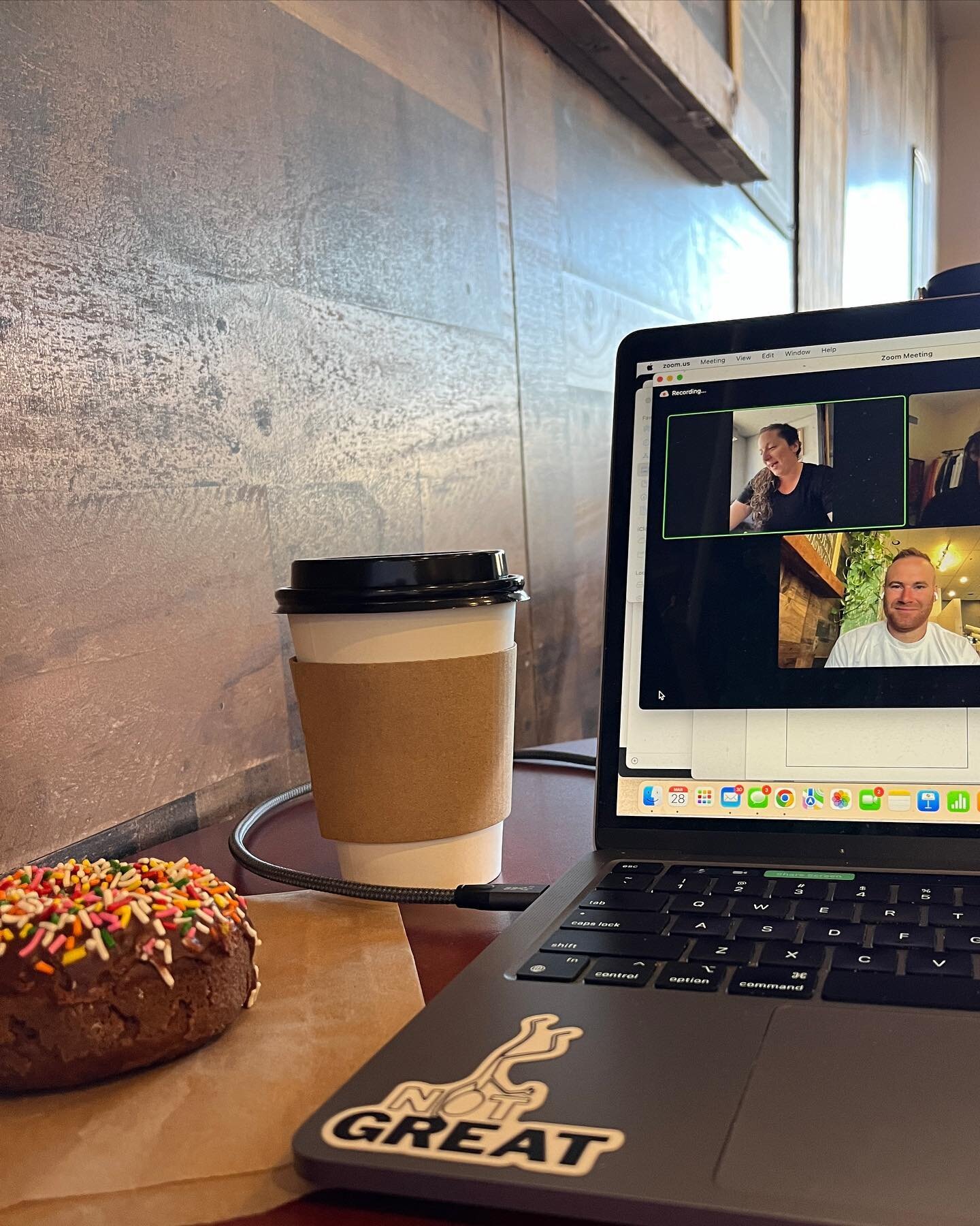 Hosted a coaching call from @perkinup this morning with coffee and a donut&hellip;

But even more exciting than that delicious 🍩 is when you get to help your clients move from frustrated, overwhelmed and discouraged into realizing just how close to 