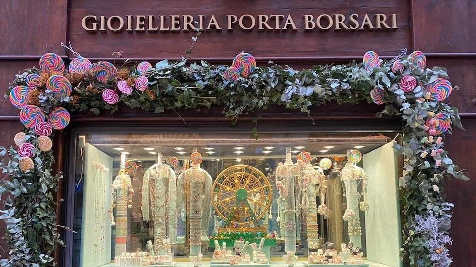 Porta Borsari Jewelry, the smallest jewellery in the world