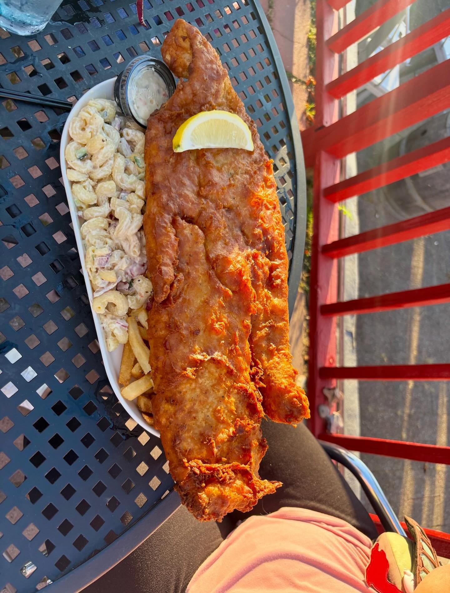 Now that&rsquo;s what we call a fish fry 😍🐟 Served up fresh with creamy coleslaw and golden curly fries &mdash; it&rsquo;s so big it barely fits on the plate! Come enjoy the autumn breeze by the lake and dig into the biggest fish fry in Buffalo 🍂?