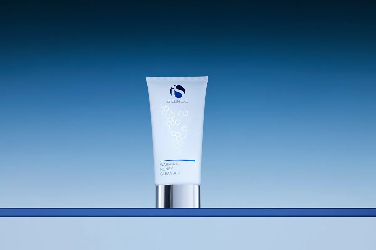 240724_iSClinical_Q3_Social_WARMINGHONEYCLEANSER_120g4oz_087-1200x800-5b2df79.jpg