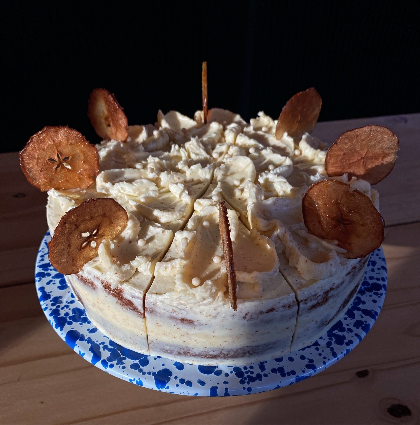Lots of goodies for you this morning! Calling this one Sundial Apple Cake - apple cider cake, brown butter buttercream, caramelized apples &amp; white chocolate crunch. See you at @tenmiletable :*