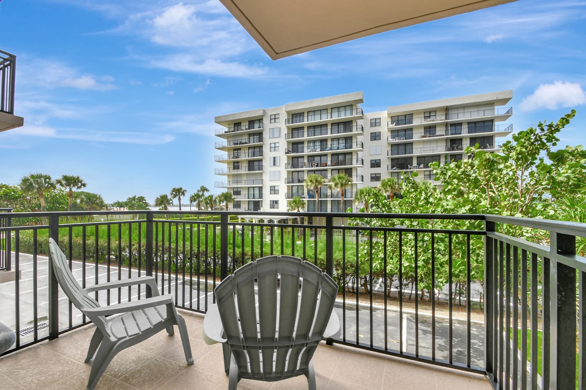 28-Palm Beach-La Bonne Vie-Master bedroom balcony.jpg