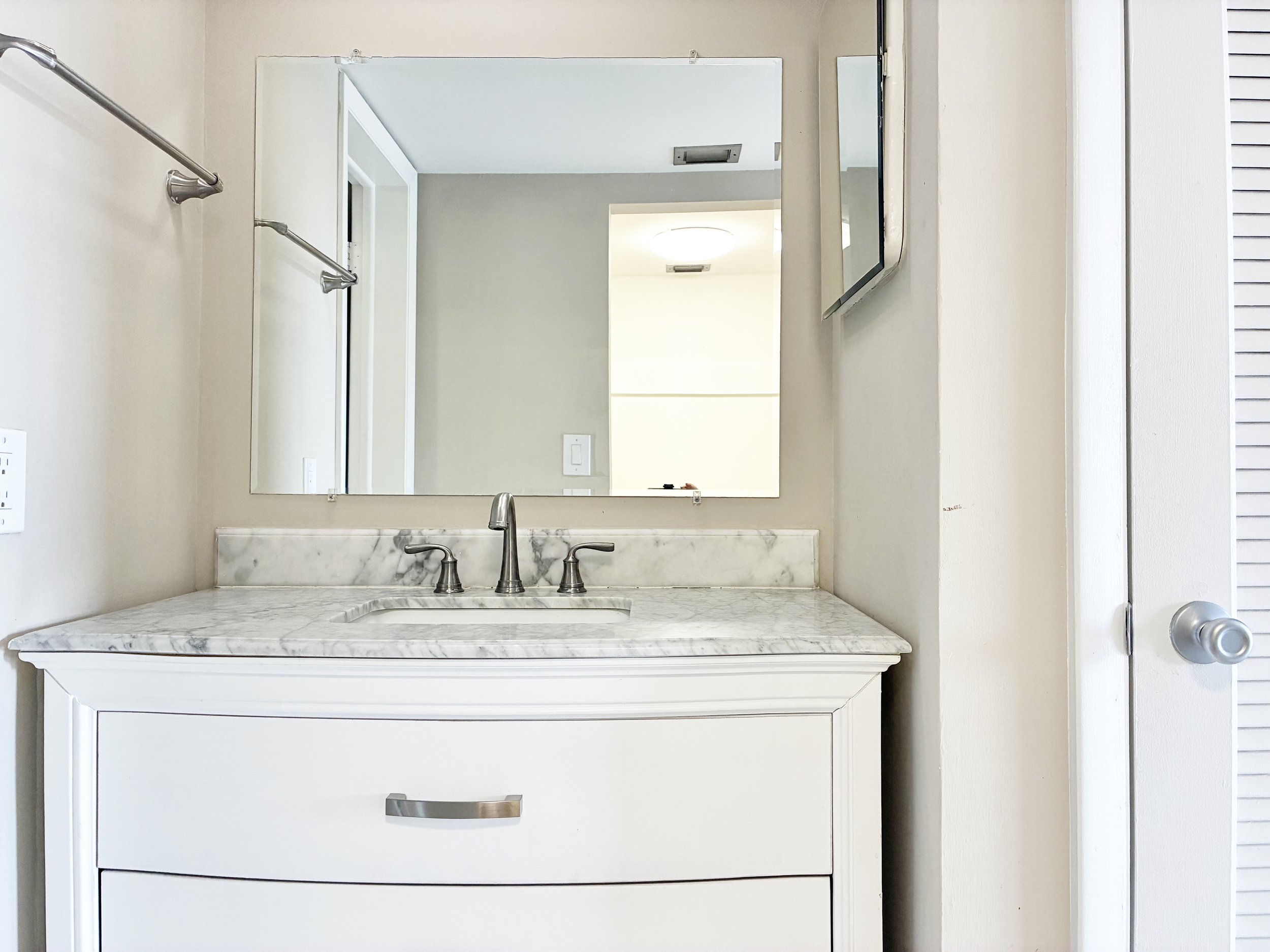 51-Master Bathroom.jpg
