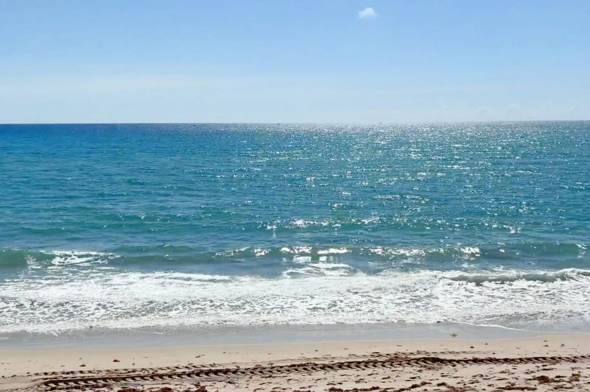 126-Panlm Beach-La Bonne Vie-Ocean.jpg