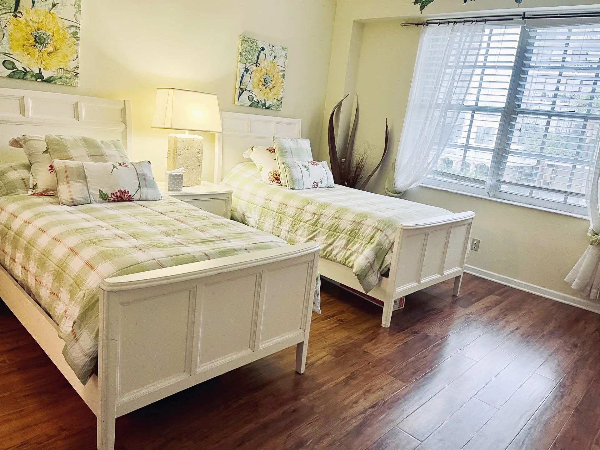 40-Oceanfront Palm Beach For Rent.jpg