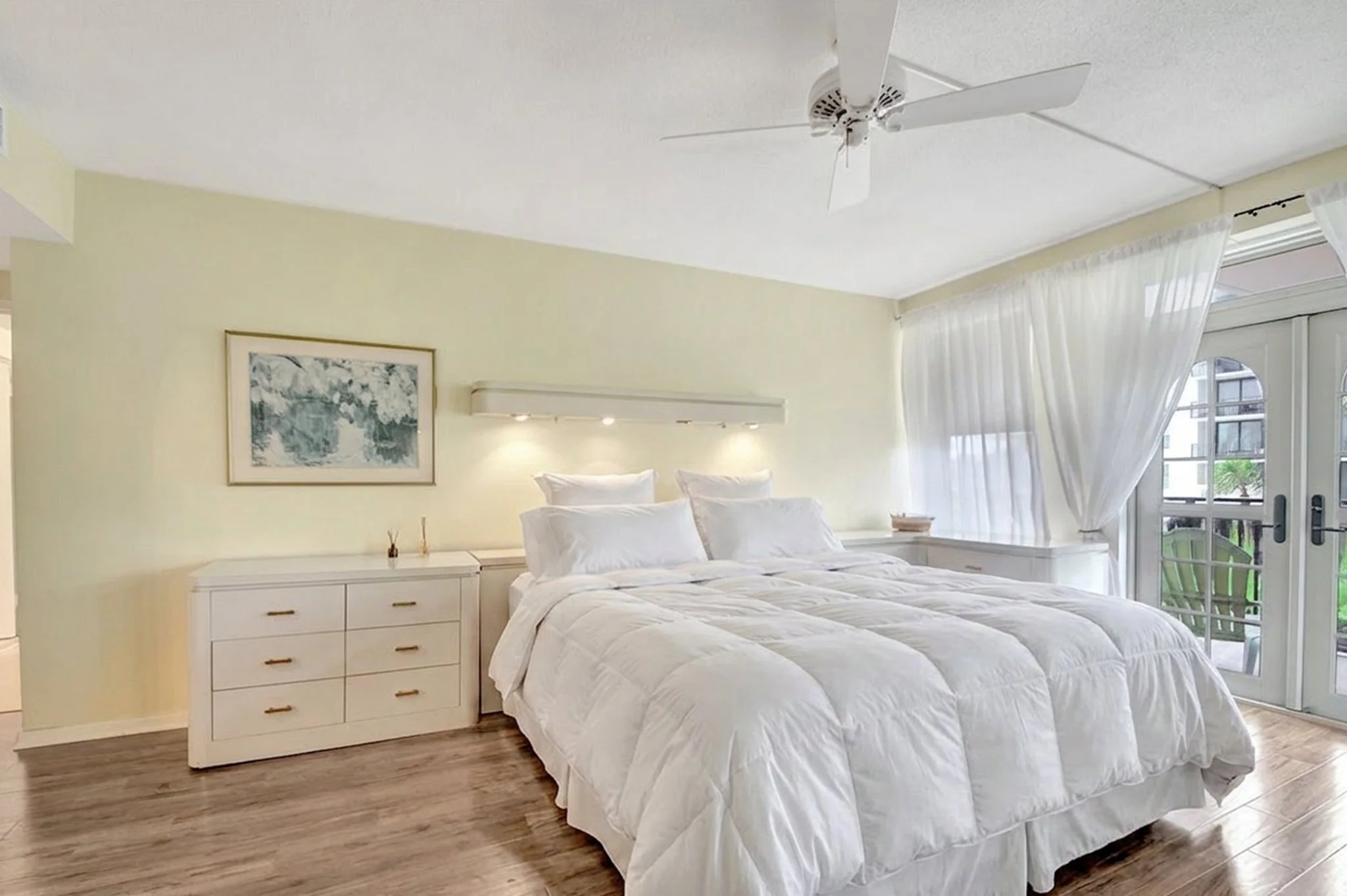 11-Master Bedroom-2.jpg