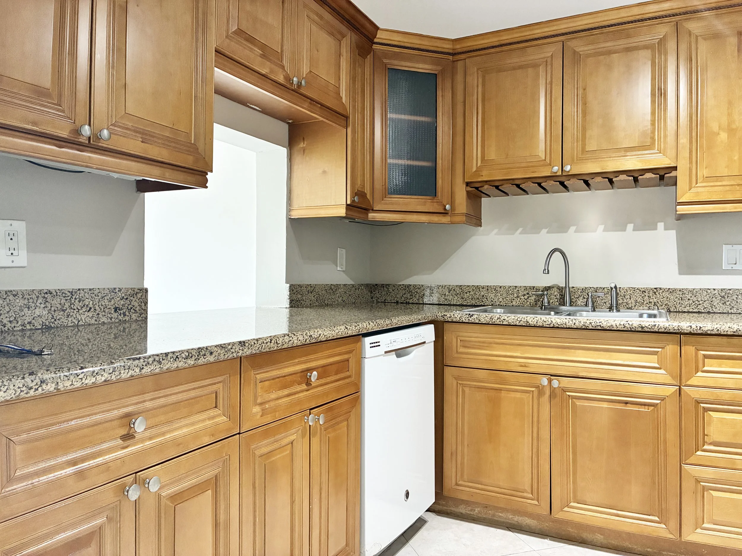 11-Kitchen.jpg