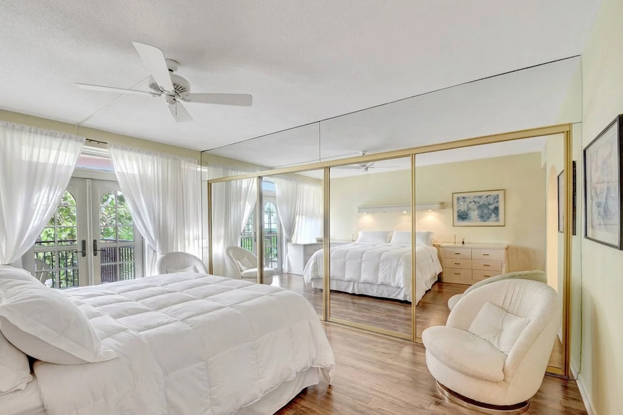 25-Master Bedroom with Private Balcony-2.jpg