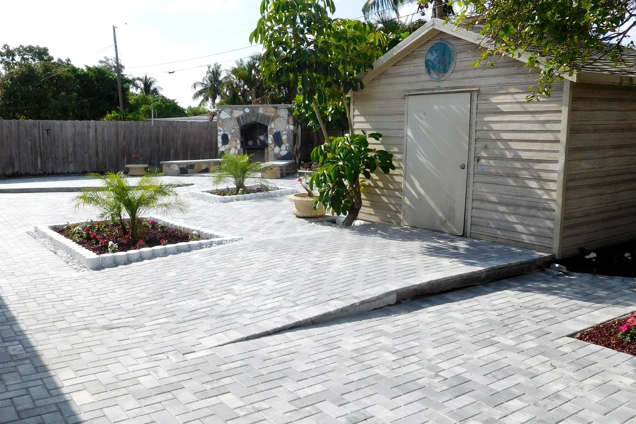 54-Patio Area.jpg