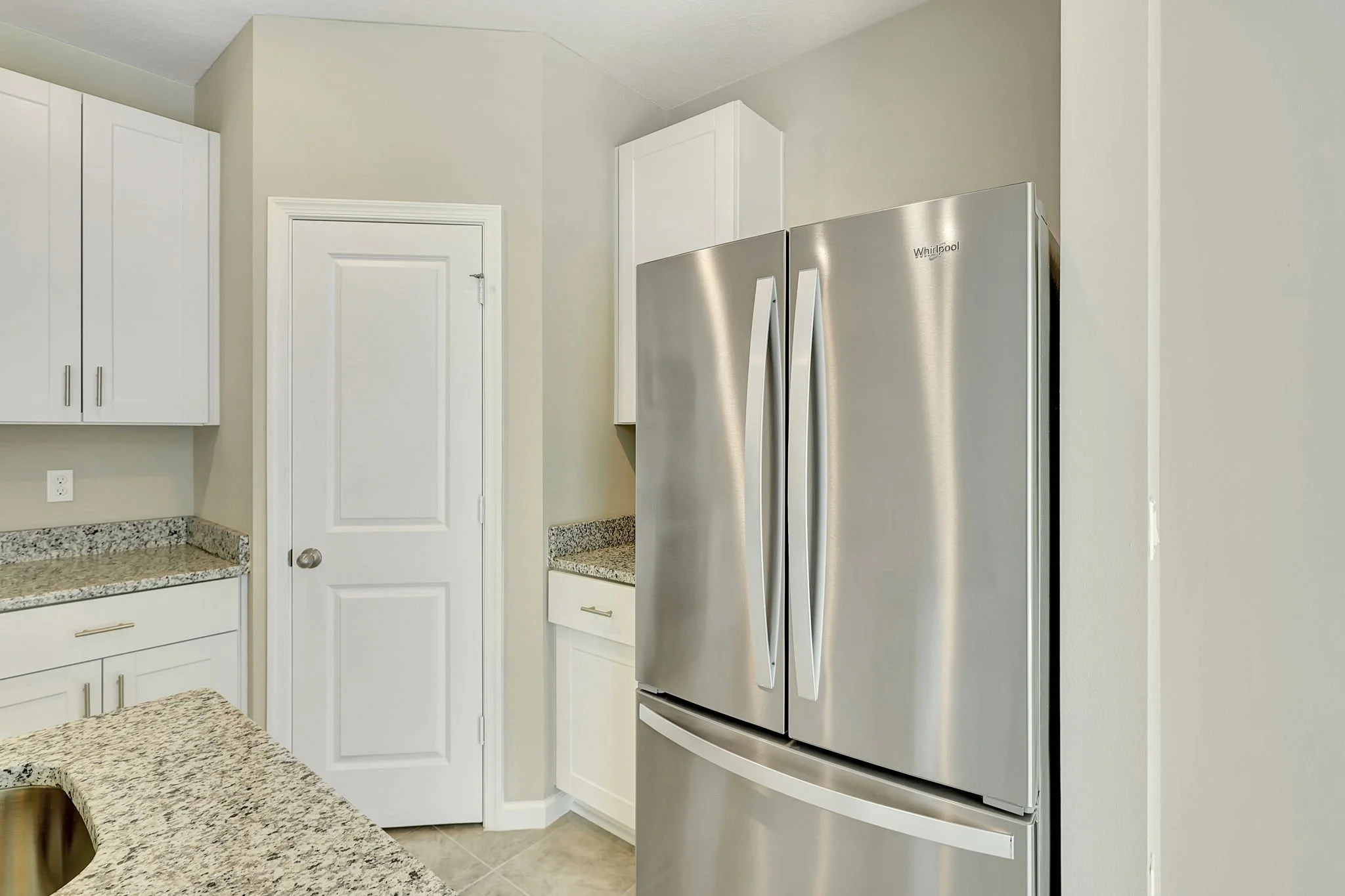 10-Open Kitchen.jpg