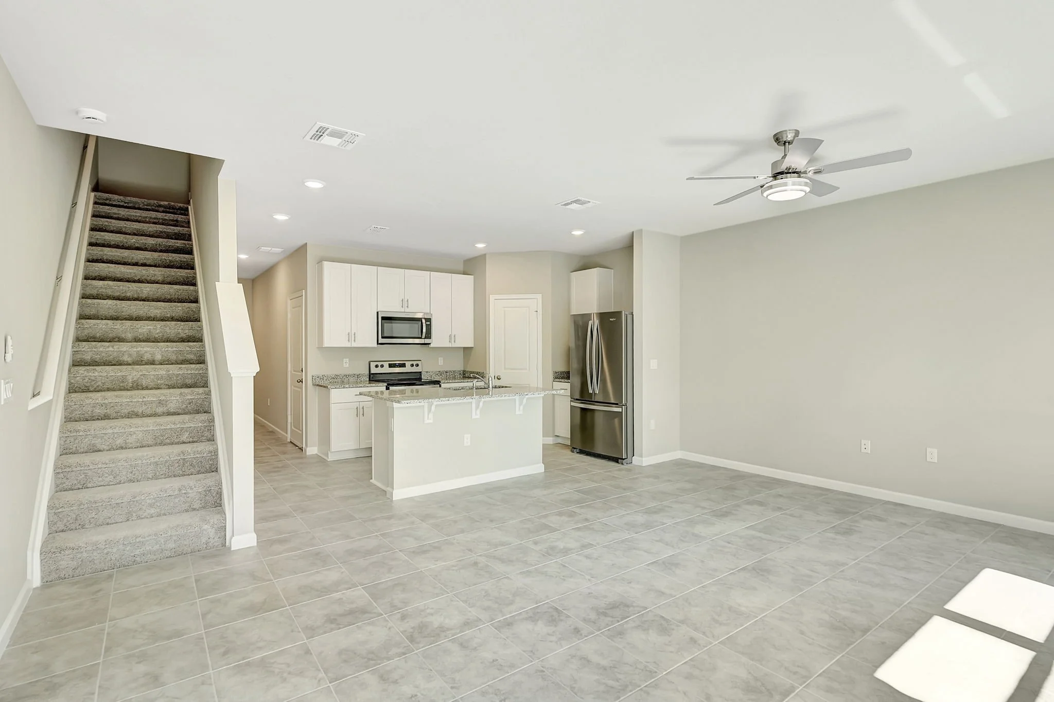17-Living Space.jpg