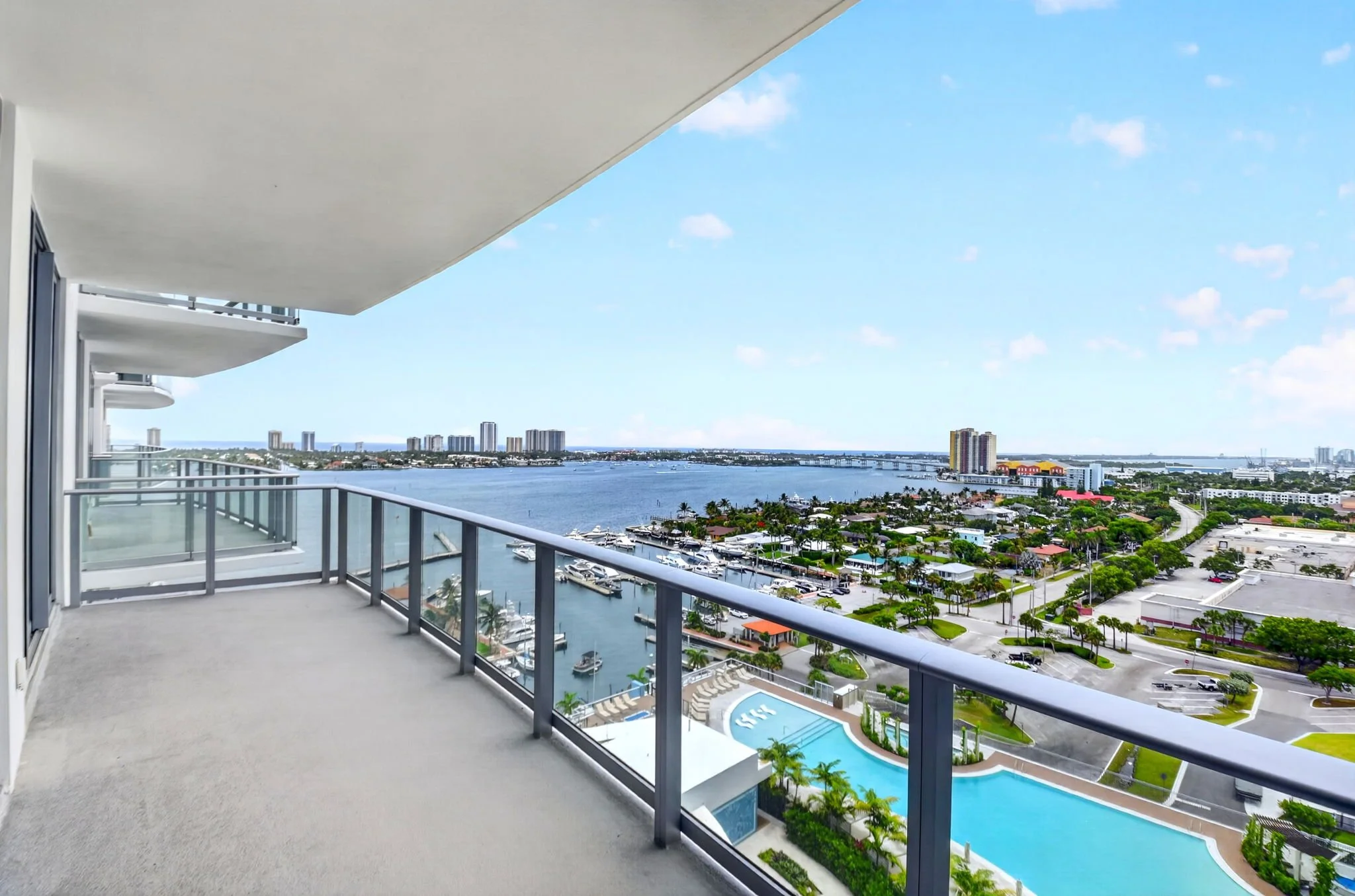 90-Balcony View-220 Lake Shore Dr 1511.jpg