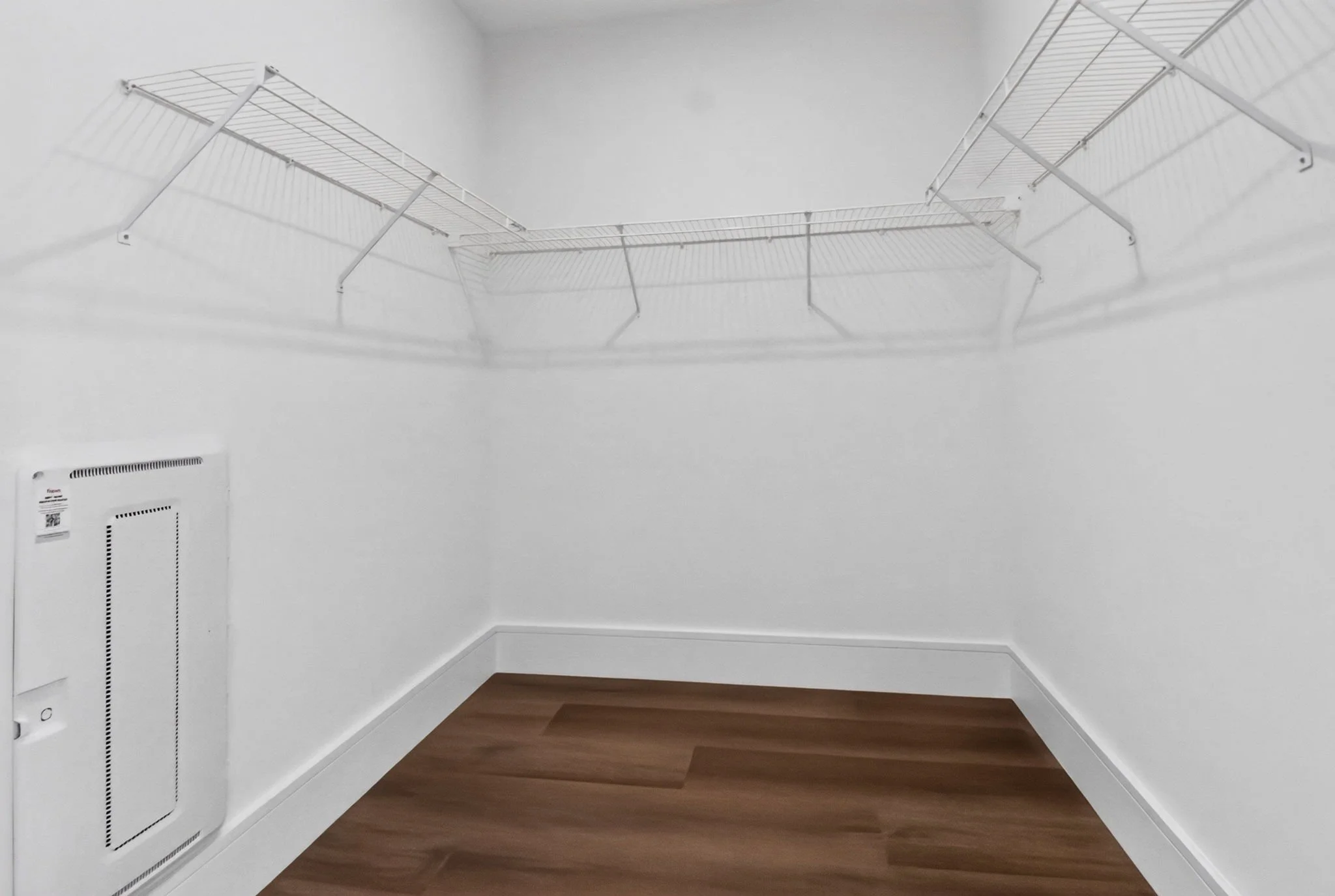 73-Master Closet-220 Lake Shore Dr 1511.jpg