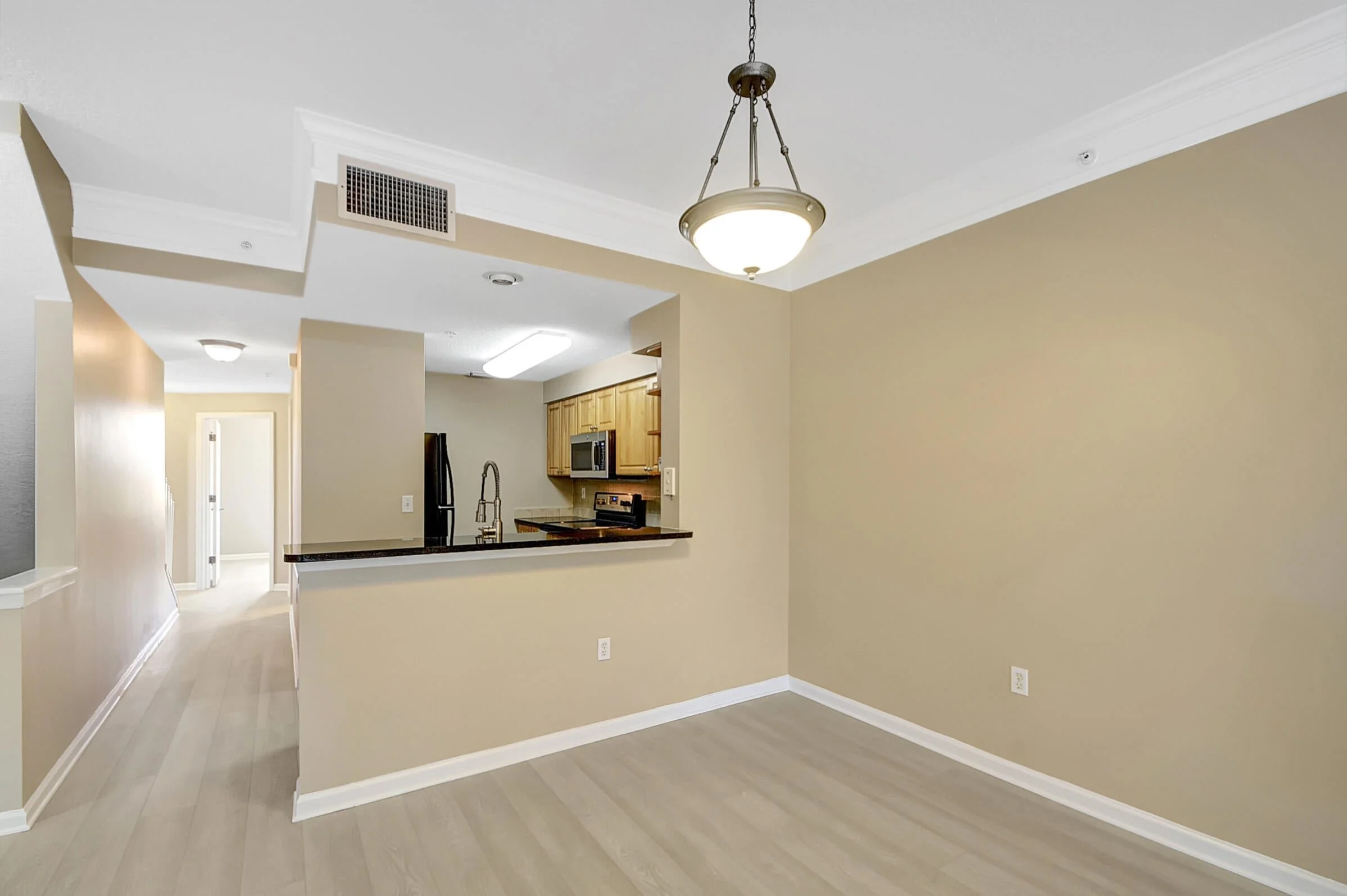 4-Dining Area and Kitchen.jpg